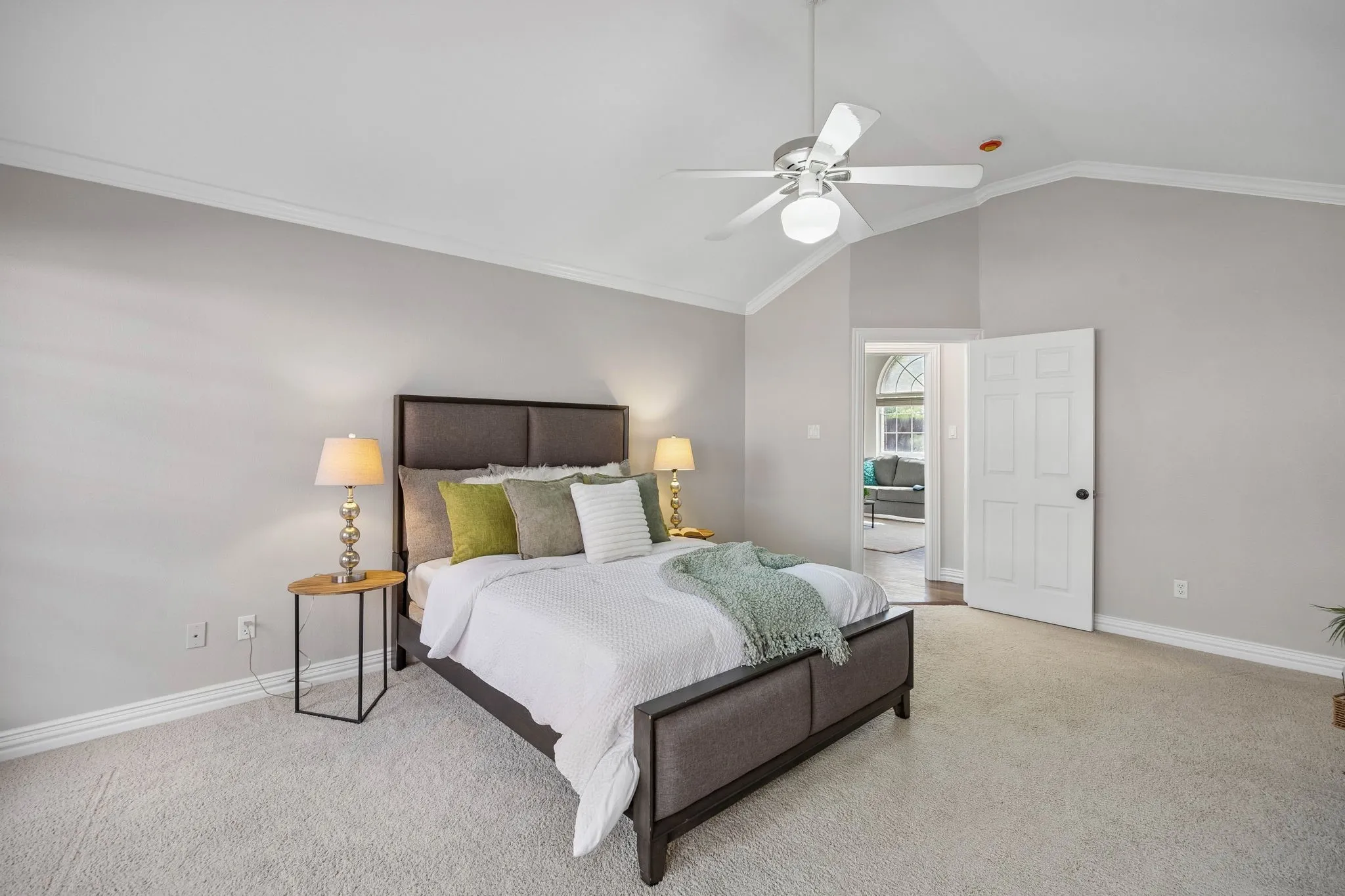Single Family Residence For Sale in Denton County , 3700 Maywood Court, Carrollton, Texas 75007, 4 Bedroom, 3 Bathroom, 2 Garage spaces, 2,567 Sqft, built in 1992, mls#21384540, Real Estate Agent in Carrollton, Homes For Sale in Denton county, Homes For Sale in Carrollton, Realtor in Carrollton Texas, Real Estate Brokerage Independent Realty Texas, Luminita Cordes Realtor