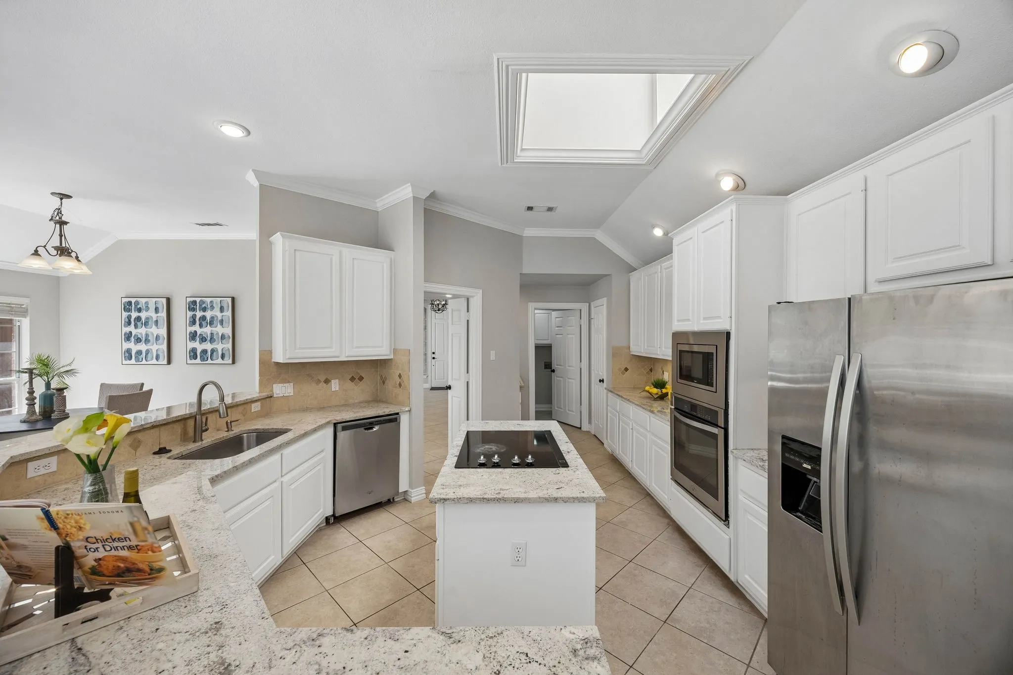 Single Family Residence For Sale in Denton County , 3700 Maywood Court, Carrollton, Texas 75007, 4 Bedroom, 3 Bathroom, 2 Garage spaces, 2,567 Sqft, built in 1992, mls#21384540, Real Estate Agent in Carrollton, Homes For Sale in Denton county, Homes For Sale in Carrollton, Realtor in Carrollton Texas, Real Estate Brokerage Independent Realty Texas, Luminita Cordes Realtor