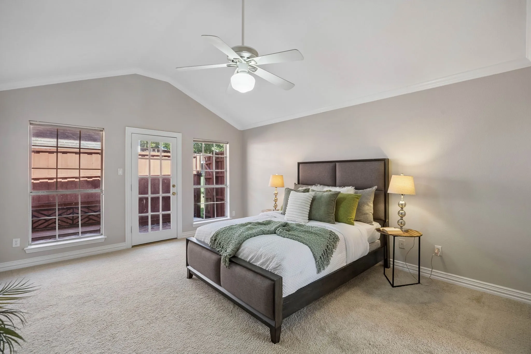 Single Family Residence For Sale in Denton County , 3700 Maywood Court, Carrollton, Texas 75007, 4 Bedroom, 3 Bathroom, 2 Garage spaces, 2,567 Sqft, built in 1992, mls#21384540, Real Estate Agent in Carrollton, Homes For Sale in Denton county, Homes For Sale in Carrollton, Realtor in Carrollton Texas, Real Estate Brokerage Independent Realty Texas, Luminita Cordes Realtor