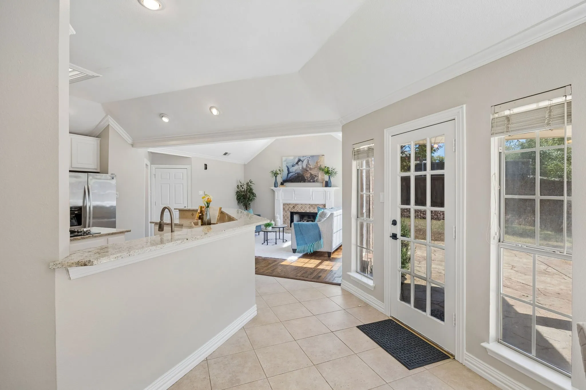 Single Family Residence For Sale in Denton County , 3700 Maywood Court, Carrollton, Texas 75007, 4 Bedroom, 3 Bathroom, 2 Garage spaces, 2,567 Sqft, built in 1992, mls#21384540, Real Estate Agent in Carrollton, Homes For Sale in Denton county, Homes For Sale in Carrollton, Realtor in Carrollton Texas, Real Estate Brokerage Independent Realty Texas, Luminita Cordes Realtor