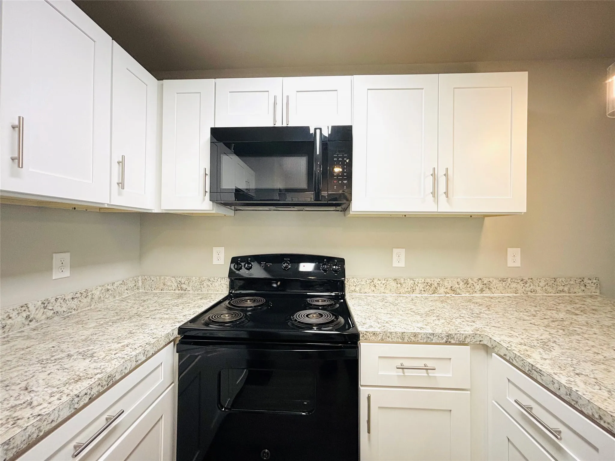 Condominium For Sale in Dallas County , 6108 Abrams Road 202, Dallas, Texas 75231, 1 Bedroom, 1 Bathroom, Garage spaces, 600 Sqft, built in 2021, mls#21384543, Real Estate Agent in Dallas, Homes For Sale in Dallas county, Homes For Sale in Dallas, Realtor in Dallas Texas, Real Estate Brokerage Independent Realty Texas, Luminita Cordes Realtor