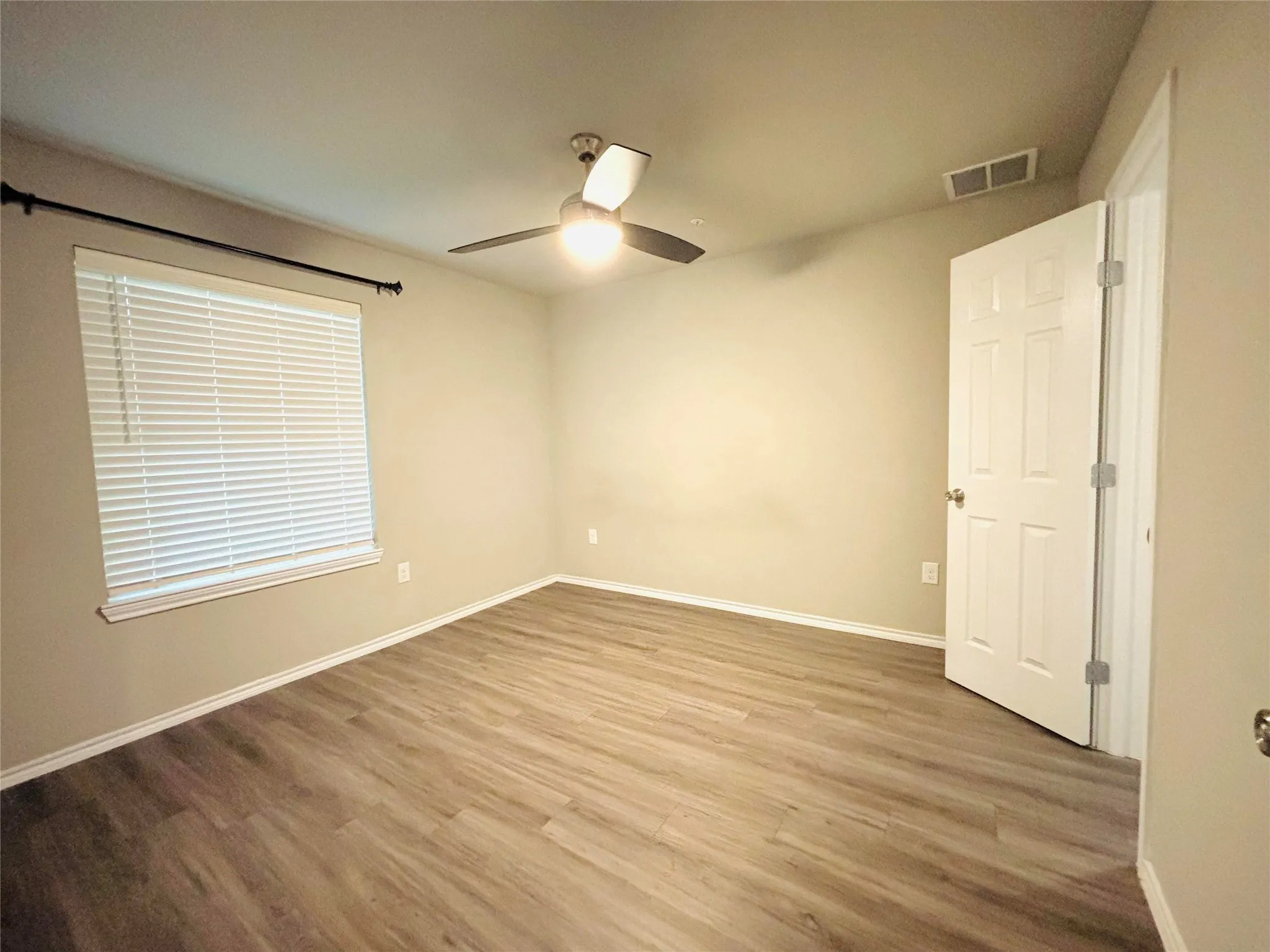 Condominium For Sale in Dallas County , 6108 Abrams Road 202, Dallas, Texas 75231, 1 Bedroom, 1 Bathroom, Garage spaces, 600 Sqft, built in 2021, mls#21384543, Real Estate Agent in Dallas, Homes For Sale in Dallas county, Homes For Sale in Dallas, Realtor in Dallas Texas, Real Estate Brokerage Independent Realty Texas, Luminita Cordes Realtor