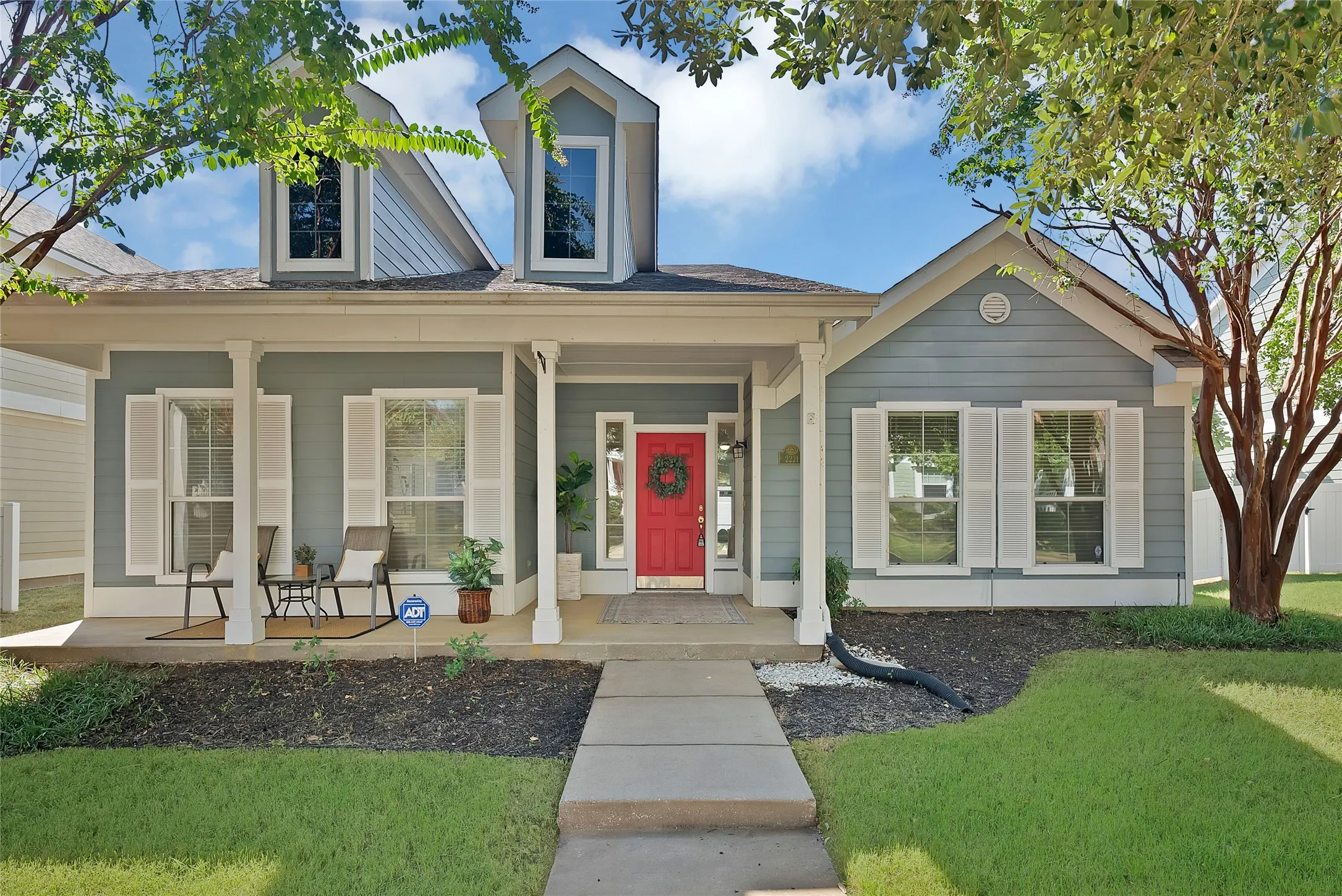 Single Family Residence For Sale in Denton County , 2221 Rodgers Lane, Providence Village, Texas 76227, 3 Bedroom, 2 Bathroom, 2 Garage spaces, 1,907 Sqft, built in 2007, mls#21383904, Real Estate Agent in Providence Village, Homes For Sale in Denton county, Homes For Sale in Providence Village, Realtor in Providence Village Texas, Real Estate Brokerage Independent Realty Texas, Luminita Cordes Realtor