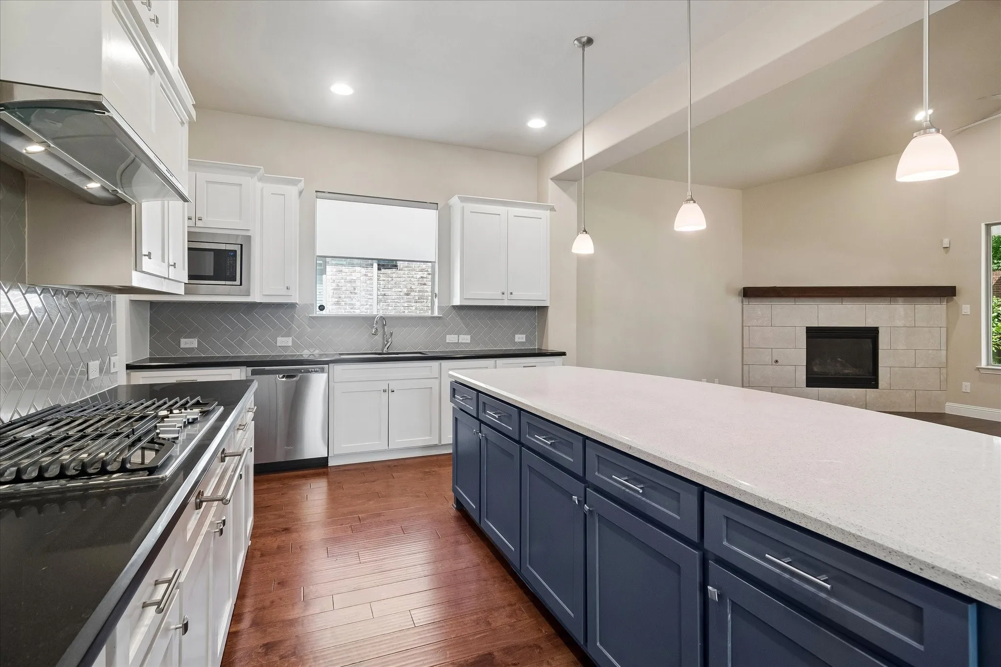 Single Family Residence For Rent in Collin County , 6500 Palo Alto Street, Mc Kinney, Texas 75070, 4 Bedroom, 4 Bathroom, 2 Garage spaces, 3,593 Sqft, built in 2017, mls#21383426, Real Estate Agent in Mc Kinney, Homes For Rent in Collin county, Homes For Rent in Mc Kinney, Realtor in Mc Kinney Texas, Real Estate Brokerage Independent Realty Texas, Luminita Cordes Realtor