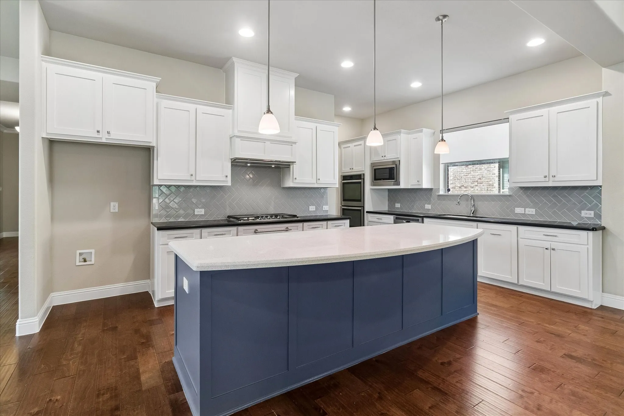 Single Family Residence For Rent in Collin County , 6500 Palo Alto Street, Mc Kinney, Texas 75070, 4 Bedroom, 4 Bathroom, 2 Garage spaces, 3,593 Sqft, built in 2017, mls#21383426, Real Estate Agent in Mc Kinney, Homes For Rent in Collin county, Homes For Rent in Mc Kinney, Realtor in Mc Kinney Texas, Real Estate Brokerage Independent Realty Texas, Luminita Cordes Realtor