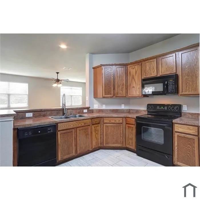 Single Family Residence For Rent in Denton County , 1709 Duck Cove Drive, Aubrey, Texas 76227, 5 Bedroom, 3 Bathroom, 2 Garage spaces, 3,114 Sqft, built in 2004, mls#21384558, Real Estate Agent in Aubrey, Homes For Rent in Denton county, Homes For Rent in Aubrey, Realtor in Aubrey Texas, Real Estate Brokerage Independent Realty Texas, Luminita Cordes Realtor