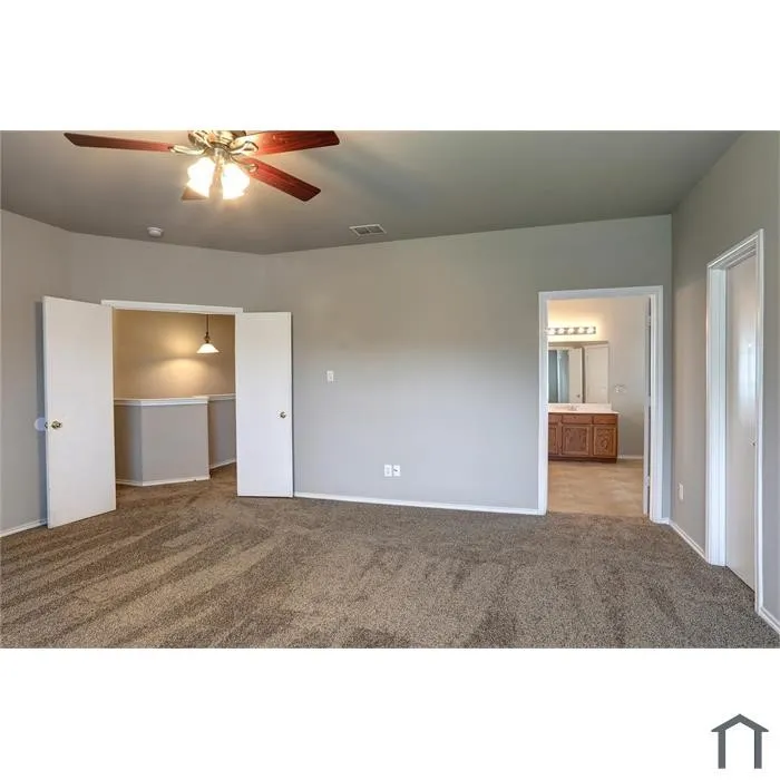 Single Family Residence For Rent in Denton County , 1709 Duck Cove Drive, Aubrey, Texas 76227, 5 Bedroom, 3 Bathroom, 2 Garage spaces, 3,114 Sqft, built in 2004, mls#21384558, Real Estate Agent in Aubrey, Homes For Rent in Denton county, Homes For Rent in Aubrey, Realtor in Aubrey Texas, Real Estate Brokerage Independent Realty Texas, Luminita Cordes Realtor