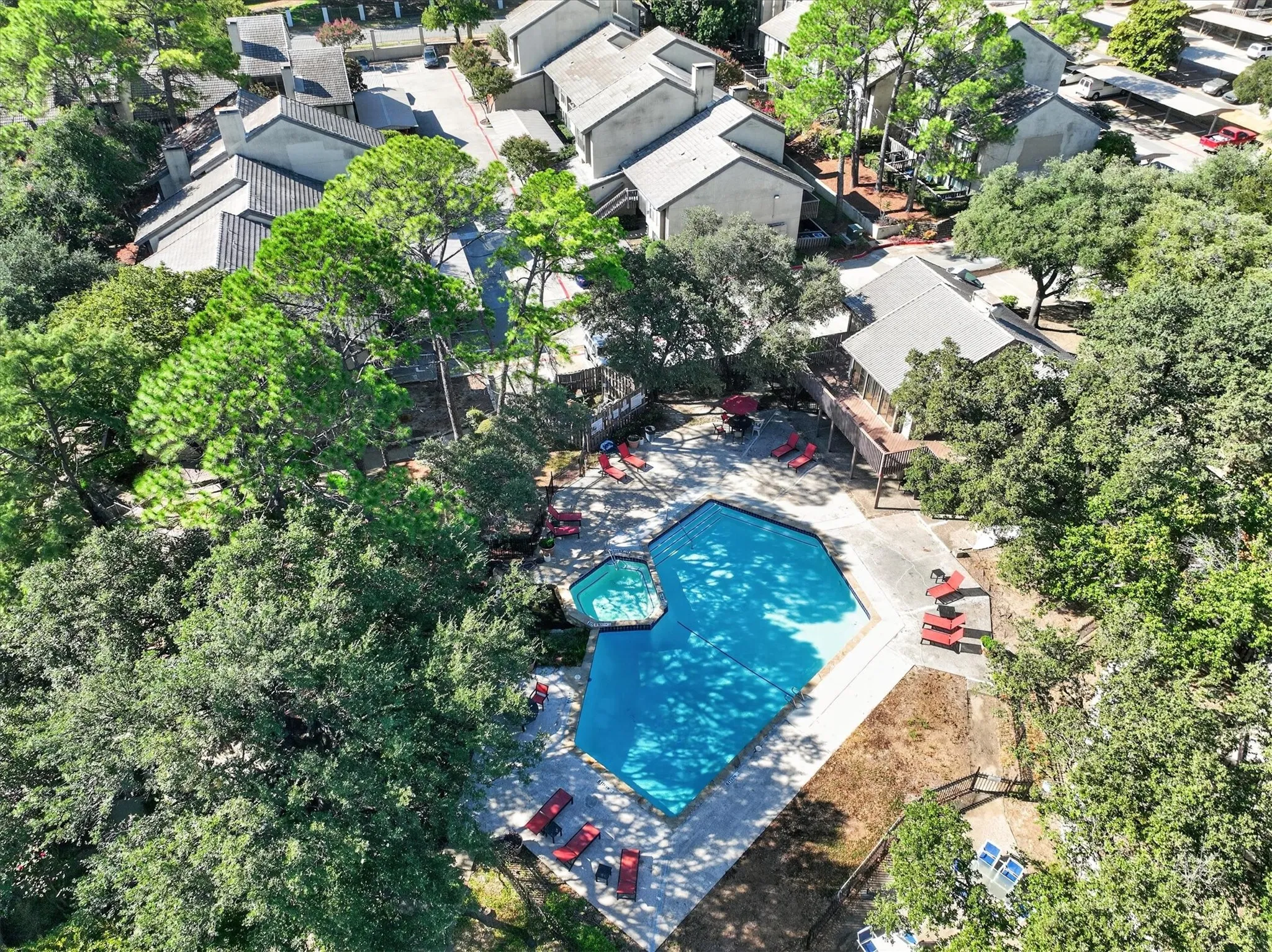 Condominium For Sale in Dallas County , 4573 N O Connor Road 1331, Irving, Texas 75062, 3 Bedroom, 3 Bathroom, 2 Garage spaces, 1,639 Sqft, built in 1975, mls#21384497, Real Estate Agent in Irving, Homes For Sale in Dallas county, Homes For Sale in Irving, Realtor in Irving Texas, Real Estate Brokerage Independent Realty Texas, Luminita Cordes Realtor