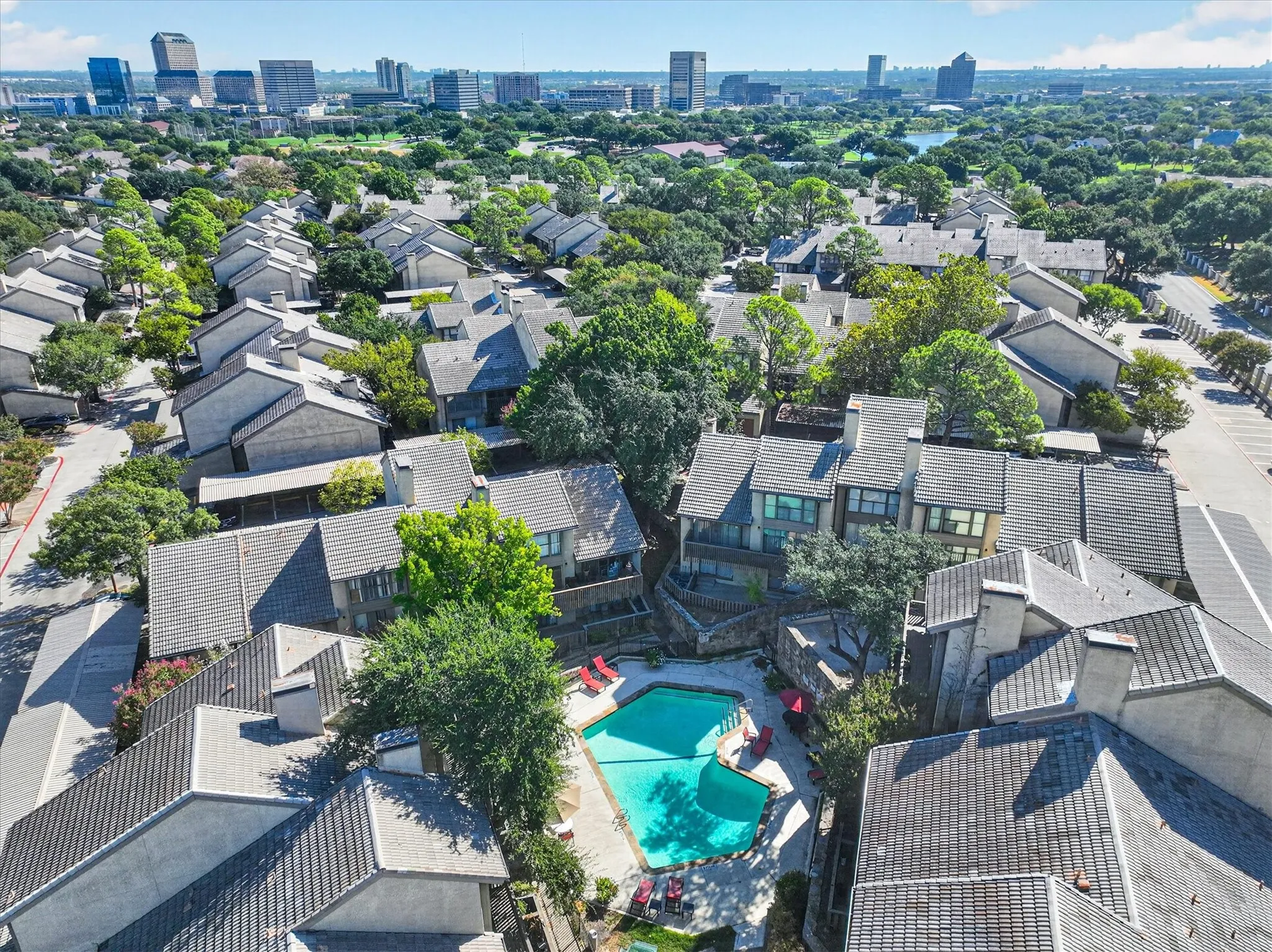 Condominium For Sale in Dallas County , 4573 N O Connor Road 1331, Irving, Texas 75062, 3 Bedroom, 3 Bathroom, 2 Garage spaces, 1,639 Sqft, built in 1975, mls#21384497, Real Estate Agent in Irving, Homes For Sale in Dallas county, Homes For Sale in Irving, Realtor in Irving Texas, Real Estate Brokerage Independent Realty Texas, Luminita Cordes Realtor