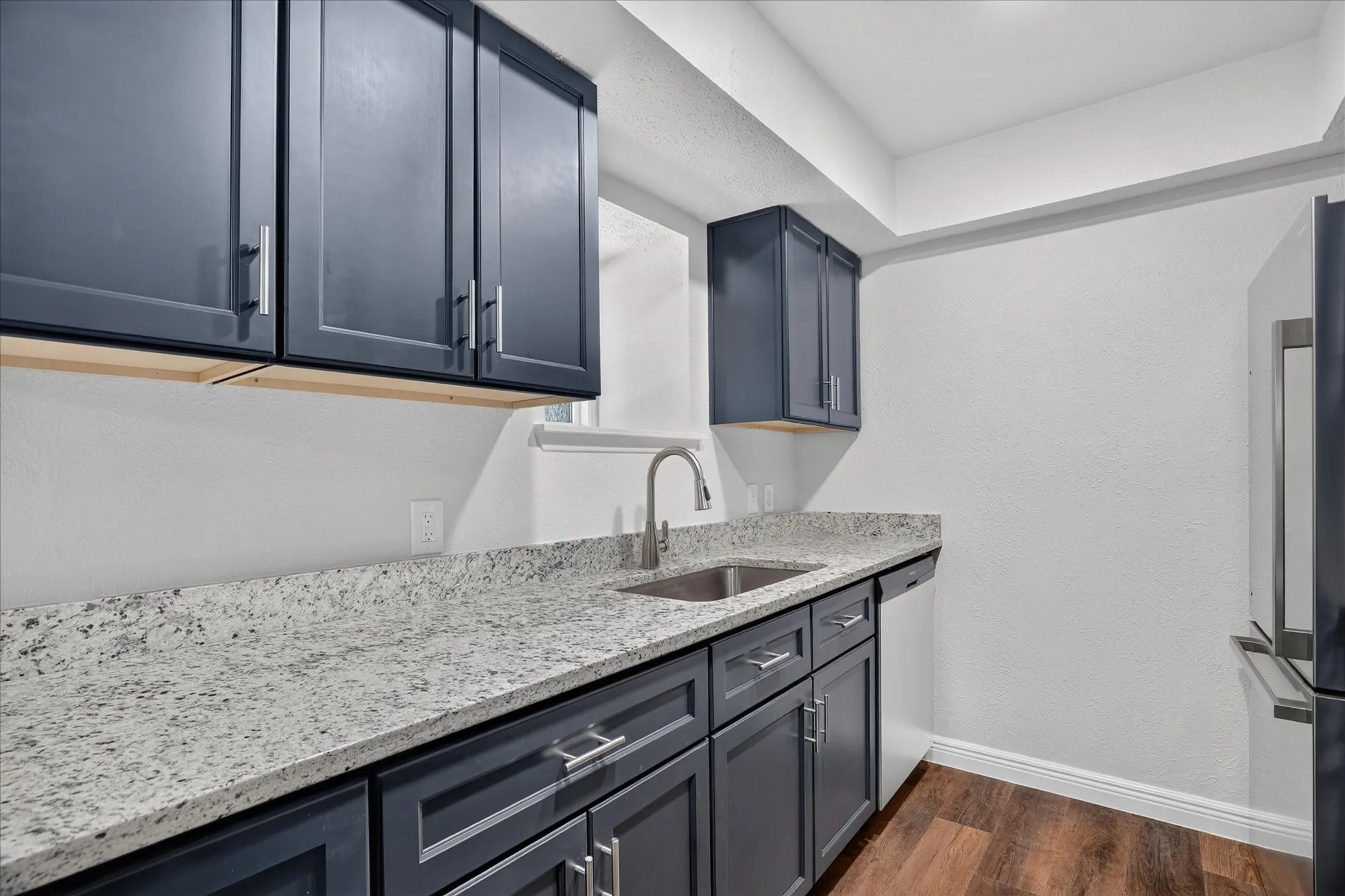 Condominium For Sale in Dallas County , 4573 N O Connor Road 1331, Irving, Texas 75062, 3 Bedroom, 3 Bathroom, 2 Garage spaces, 1,639 Sqft, built in 1975, mls#21384497, Real Estate Agent in Irving, Homes For Sale in Dallas county, Homes For Sale in Irving, Realtor in Irving Texas, Real Estate Brokerage Independent Realty Texas, Luminita Cordes Realtor