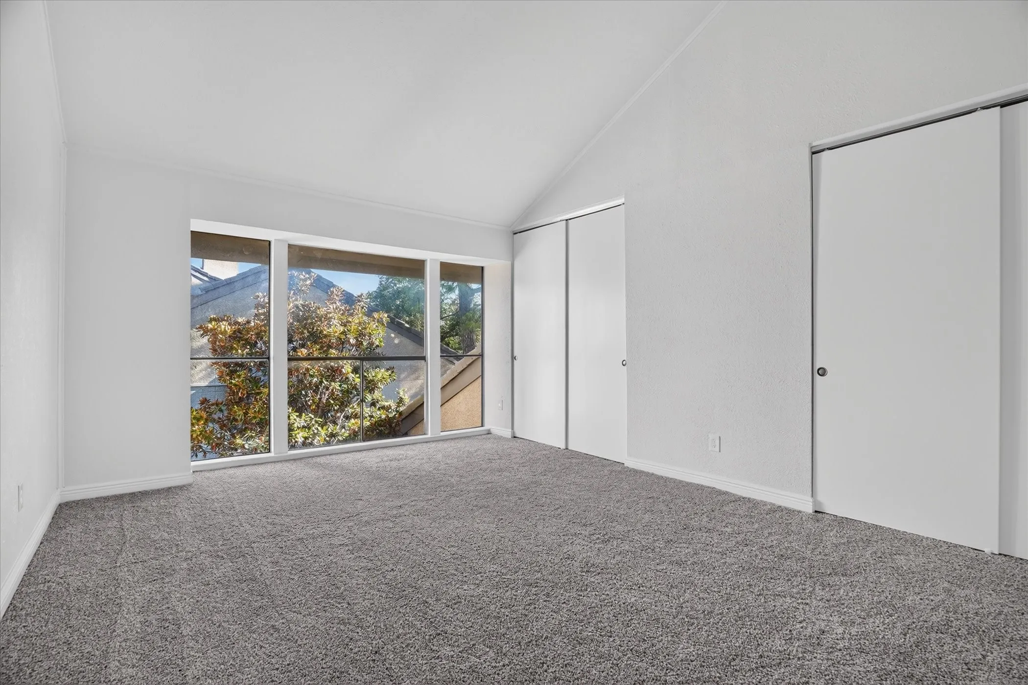 Condominium For Sale in Dallas County , 4573 N O Connor Road 1331, Irving, Texas 75062, 3 Bedroom, 3 Bathroom, 2 Garage spaces, 1,639 Sqft, built in 1975, mls#21384497, Real Estate Agent in Irving, Homes For Sale in Dallas county, Homes For Sale in Irving, Realtor in Irving Texas, Real Estate Brokerage Independent Realty Texas, Luminita Cordes Realtor
