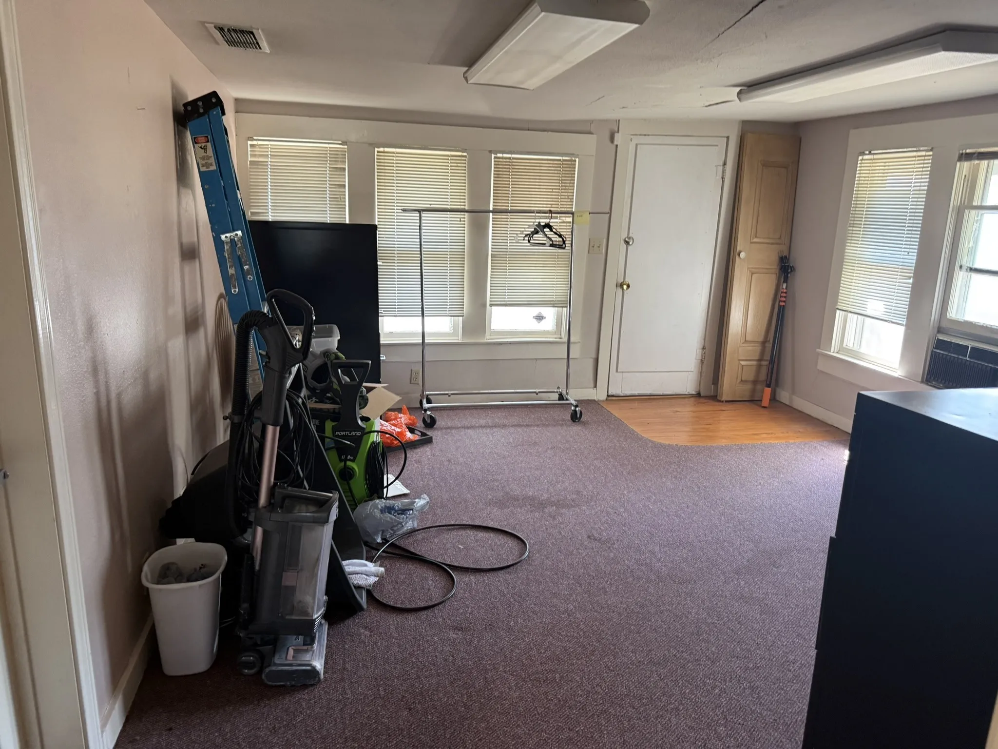 Office For Sale in Parker County , 107 N Alamo Street, Weatherford, Texas 76086, 0, 0, Garage spaces, 0 Sqft, built in 1900, mls#21381784, Real Estate Agent in Weatherford, Homes For Sale in Parker county, Homes For Sale in Weatherford, Realtor in Weatherford Texas, Real Estate Brokerage Independent Realty Texas, Luminita Cordes Realtor