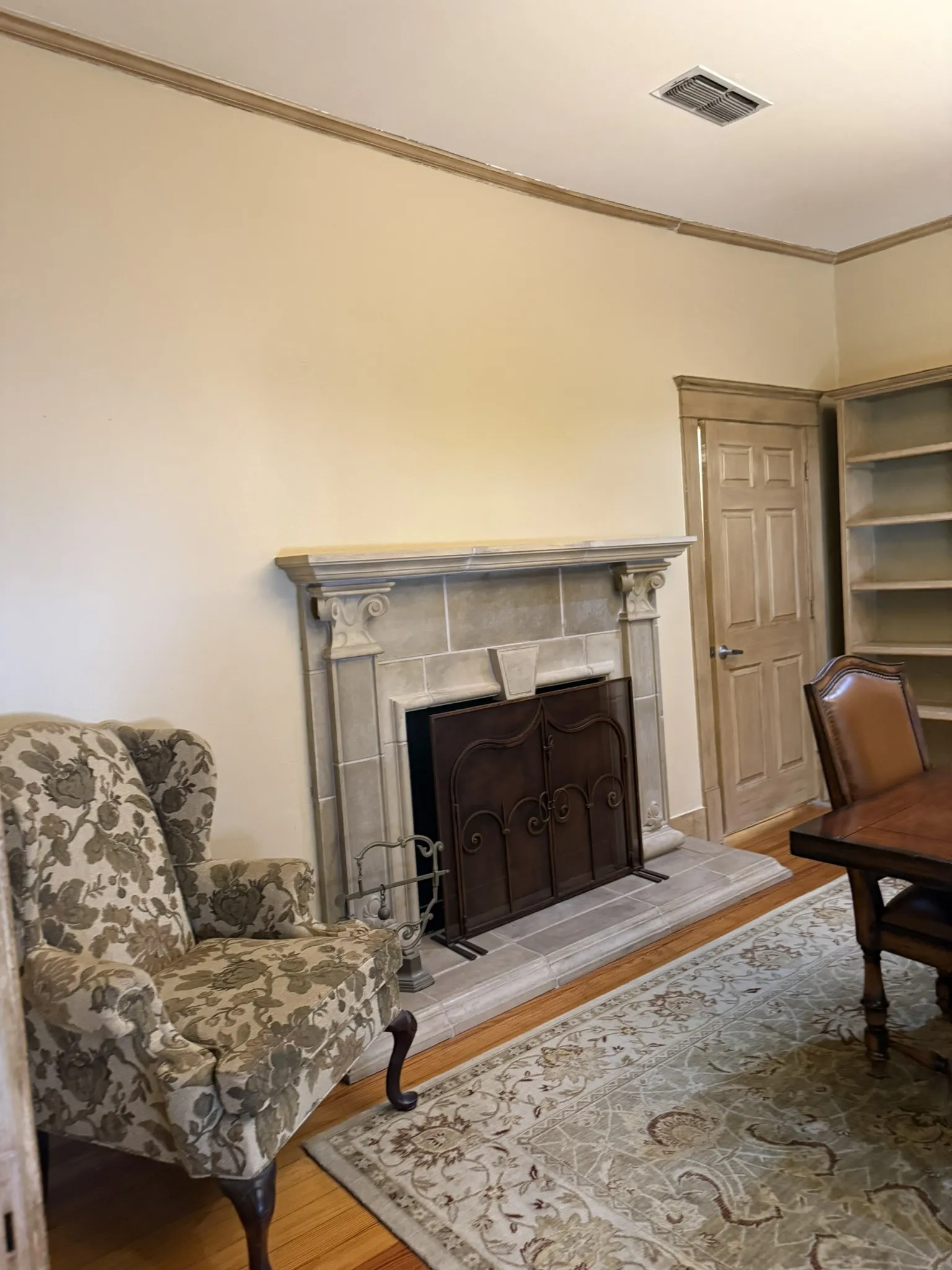 Office For Sale in Parker County , 107 N Alamo Street, Weatherford, Texas 76086, 0, 0, Garage spaces, 0 Sqft, built in 1900, mls#21381784, Real Estate Agent in Weatherford, Homes For Sale in Parker county, Homes For Sale in Weatherford, Realtor in Weatherford Texas, Real Estate Brokerage Independent Realty Texas, Luminita Cordes Realtor