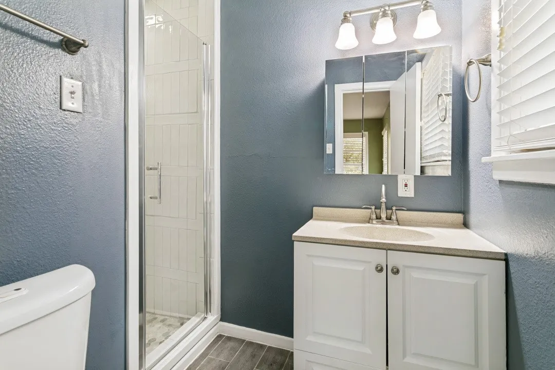 Single Family Residence For Sale in Tarrant County , 3401 Creston Avenue, Fort Worth, Texas 76133, 3 Bedroom, 2 Bathroom, 2 Garage spaces, 1,618 Sqft, built in 1953, mls#21381132, Real Estate Agent in Fort Worth, Homes For Sale in Tarrant county, Homes For Sale in Fort Worth, Realtor in Fort Worth Texas, Real Estate Brokerage Independent Realty Texas, Luminita Cordes Realtor