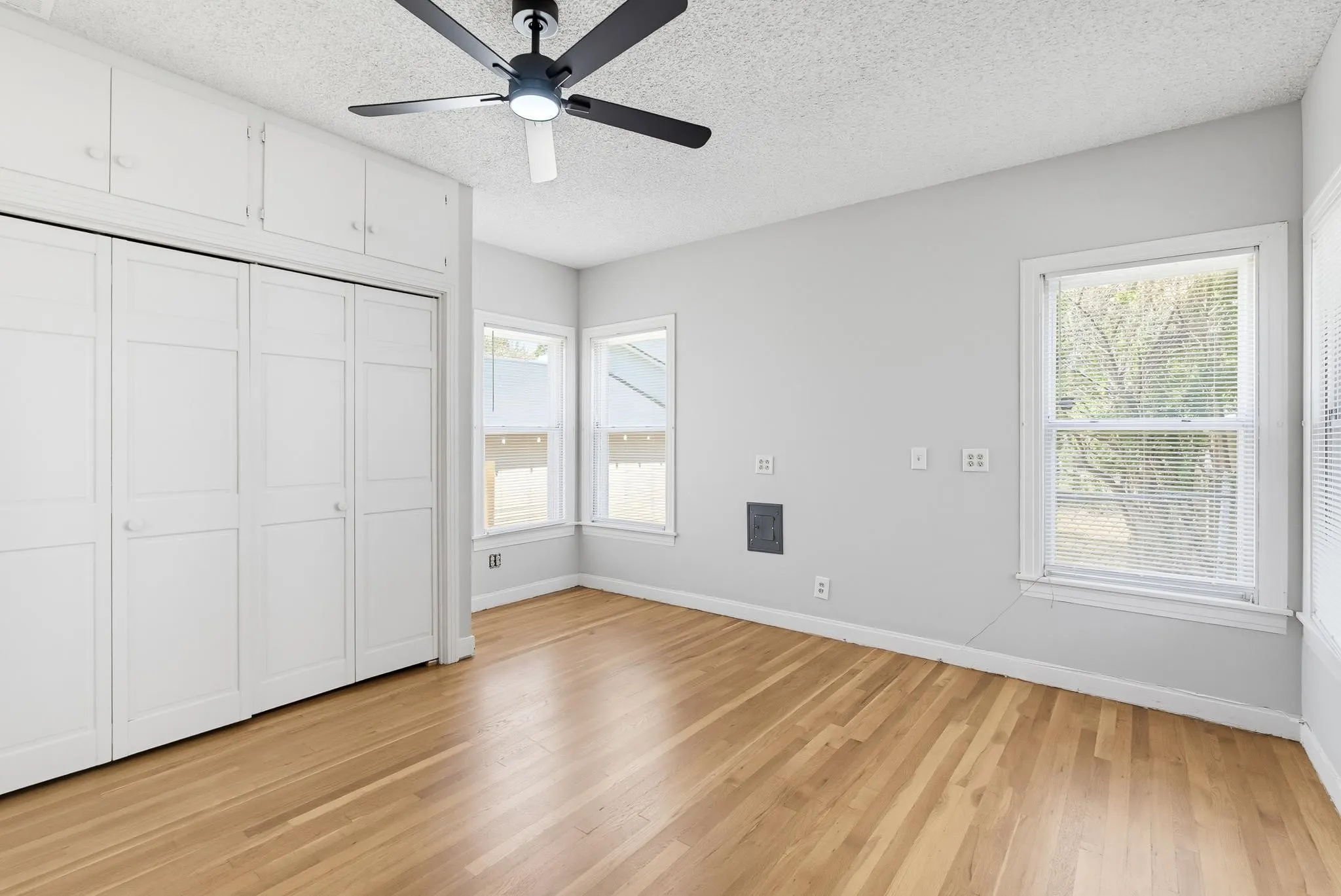 Single Family Residence For Sale in Taylor County , 889 Beech Street, Abilene, Texas 79601, 4 Bedroom, 2 Bathroom, 1 Garage spaces, 1,746 Sqft, built in 1941, mls#21383578, Real Estate Agent in Abilene, Homes For Sale in Taylor county, Homes For Sale in Abilene, Realtor in Abilene Texas, Real Estate Brokerage Independent Realty Texas, Luminita Cordes Realtor