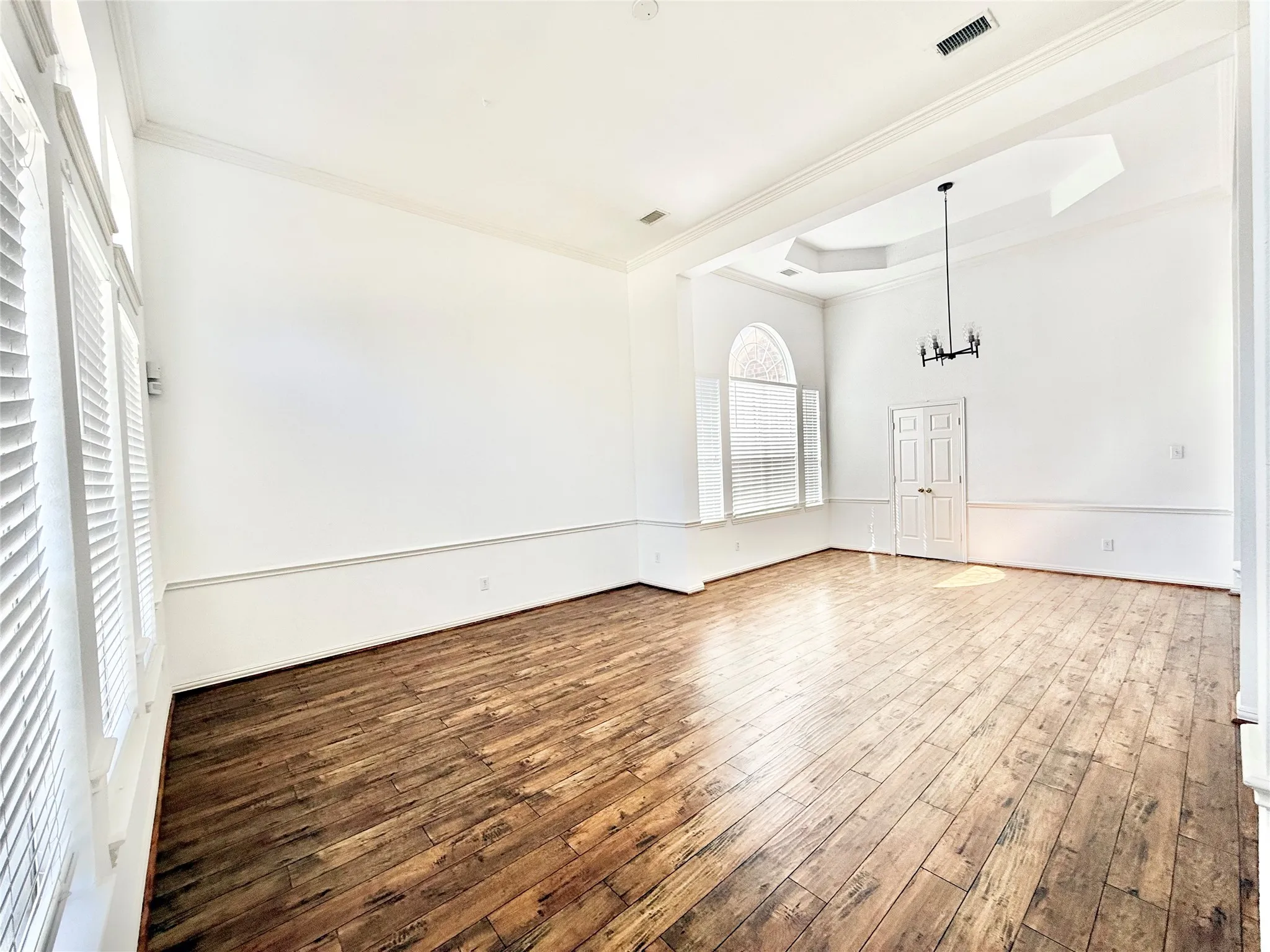 Single Family Residence For Rent in Collin County , 4525 Reunion Drive, Plano, Texas 75024, 4 Bedroom, 4 Bathroom, 2 Garage spaces, 3,270 Sqft, built in 1993, mls#21384453, Real Estate Agent in Plano, Homes For Rent in Collin county, Homes For Rent in Plano, Realtor in Plano Texas, Real Estate Brokerage Independent Realty Texas, Luminita Cordes Realtor
