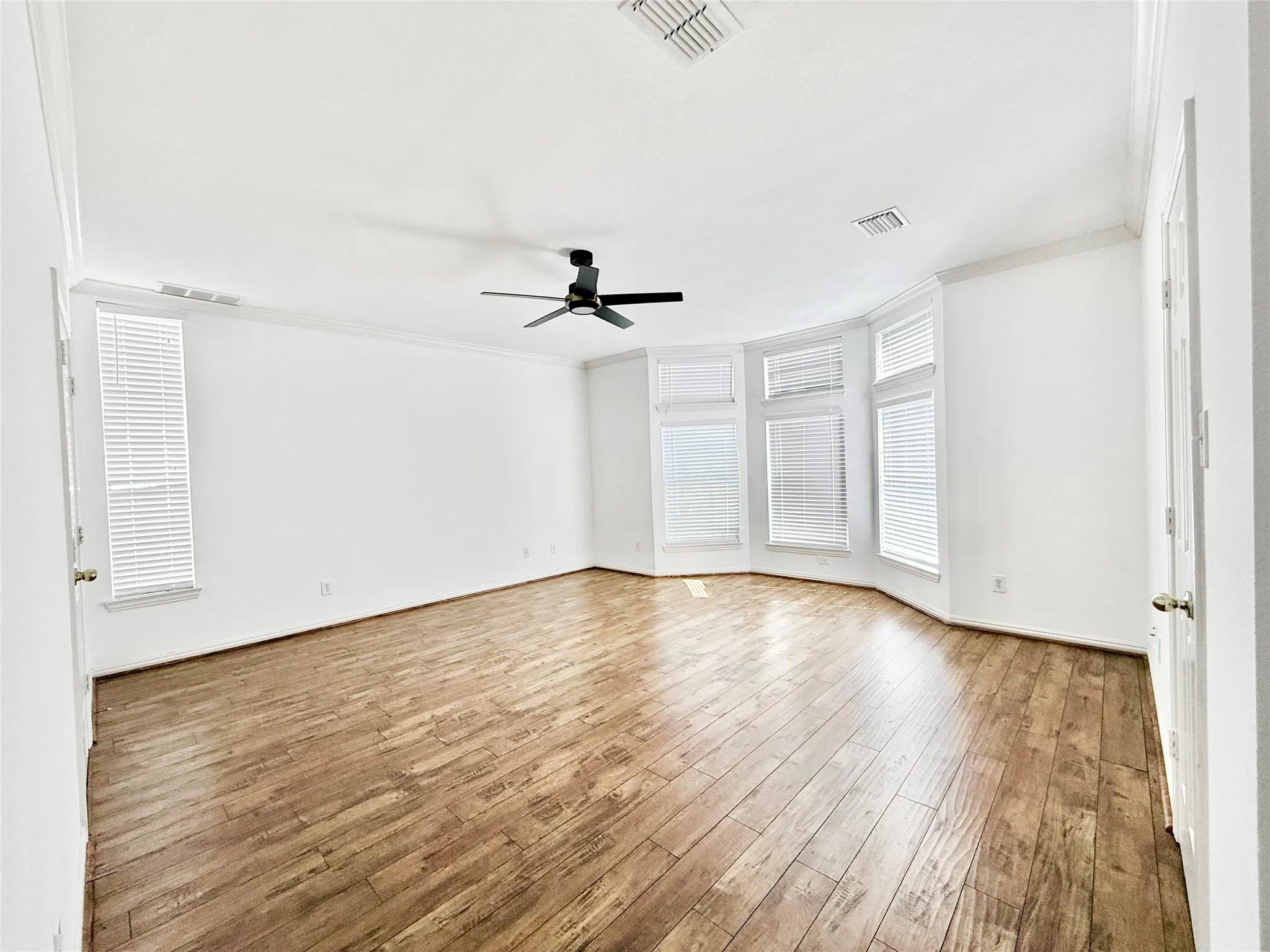 Single Family Residence For Rent in Collin County , 4525 Reunion Drive, Plano, Texas 75024, 4 Bedroom, 4 Bathroom, 2 Garage spaces, 3,270 Sqft, built in 1993, mls#21384453, Real Estate Agent in Plano, Homes For Rent in Collin county, Homes For Rent in Plano, Realtor in Plano Texas, Real Estate Brokerage Independent Realty Texas, Luminita Cordes Realtor