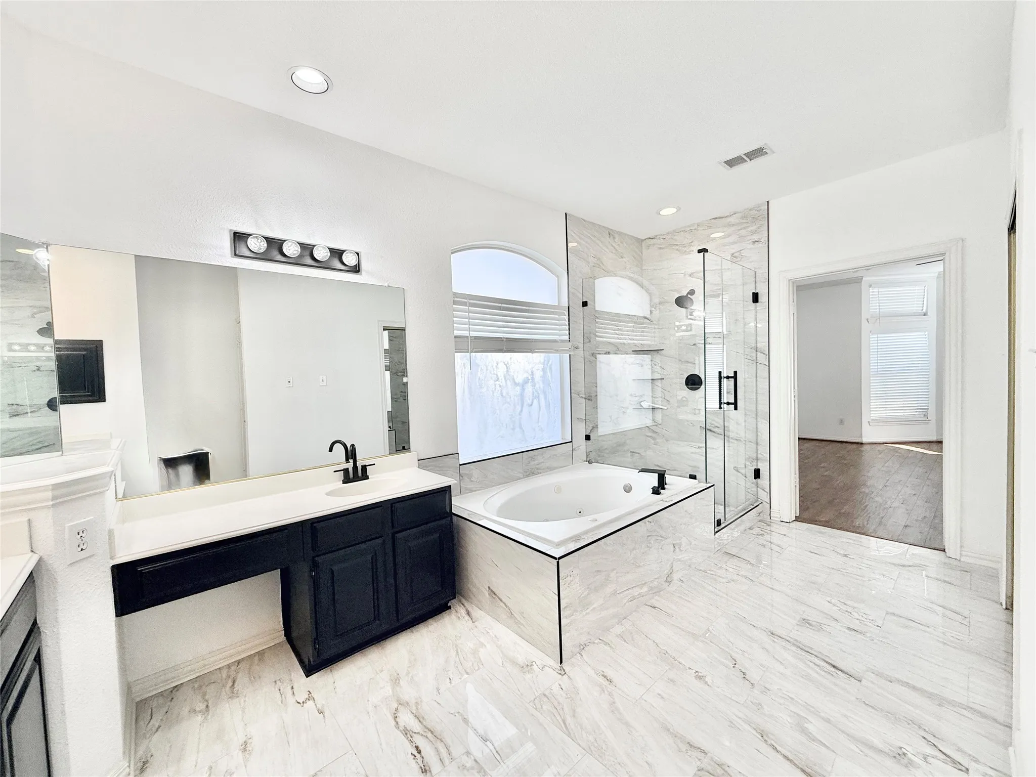 Single Family Residence For Rent in Collin County , 4525 Reunion Drive, Plano, Texas 75024, 4 Bedroom, 4 Bathroom, 2 Garage spaces, 3,270 Sqft, built in 1993, mls#21384453, Real Estate Agent in Plano, Homes For Rent in Collin county, Homes For Rent in Plano, Realtor in Plano Texas, Real Estate Brokerage Independent Realty Texas, Luminita Cordes Realtor