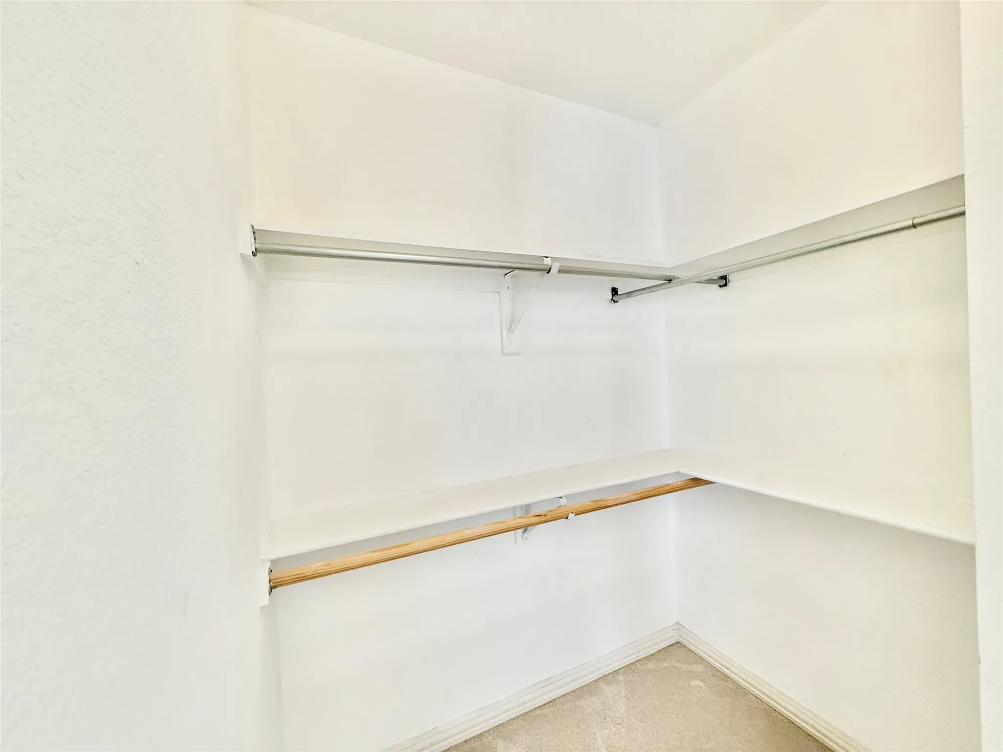 Single Family Residence For Rent in Collin County , 4525 Reunion Drive, Plano, Texas 75024, 4 Bedroom, 4 Bathroom, 2 Garage spaces, 3,270 Sqft, built in 1993, mls#21384453, Real Estate Agent in Plano, Homes For Rent in Collin county, Homes For Rent in Plano, Realtor in Plano Texas, Real Estate Brokerage Independent Realty Texas, Luminita Cordes Realtor