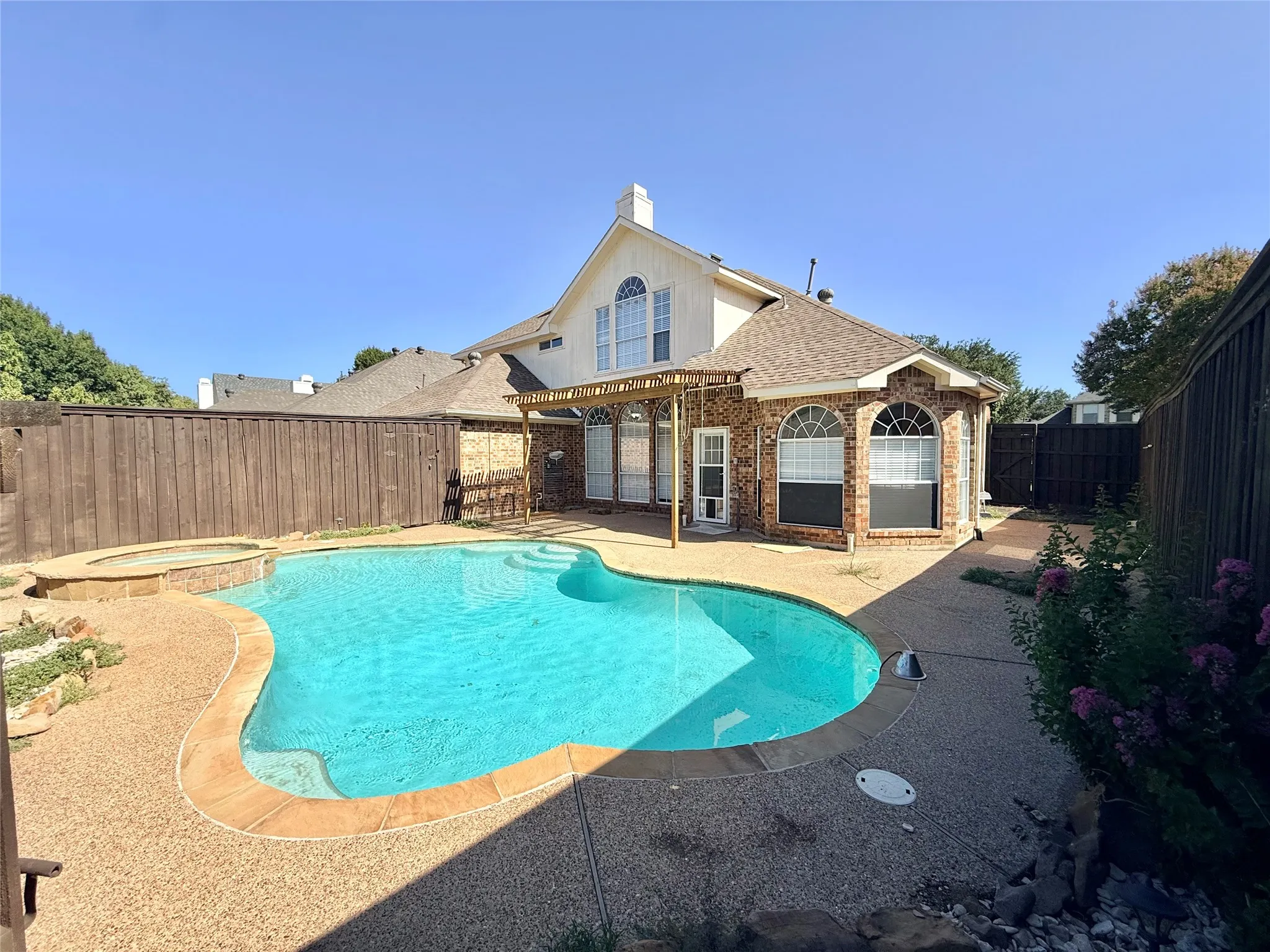 Single Family Residence For Rent in Collin County , 4525 Reunion Drive, Plano, Texas 75024, 4 Bedroom, 4 Bathroom, 2 Garage spaces, 3,270 Sqft, built in 1993, mls#21384453, Real Estate Agent in Plano, Homes For Rent in Collin county, Homes For Rent in Plano, Realtor in Plano Texas, Real Estate Brokerage Independent Realty Texas, Luminita Cordes Realtor