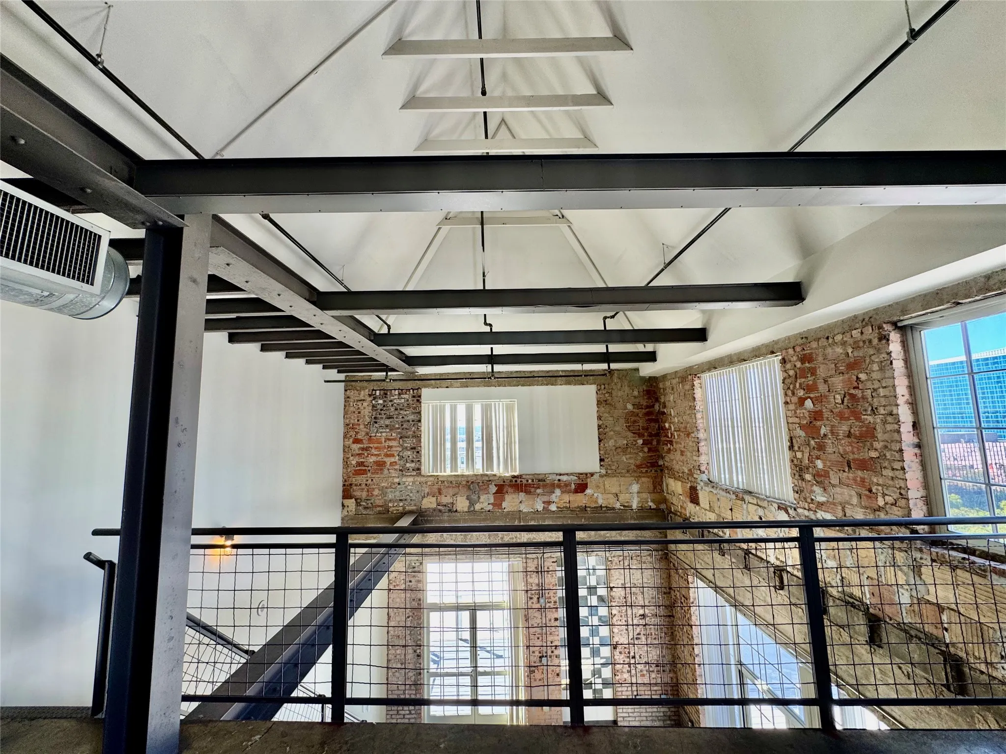 Condominium For Sale in Dallas County , 1122 Jackson Street 1104, Dallas, Texas 75202, 1 Bedroom, 2 Bathroom, 2 Garage spaces, 1,608 Sqft, built in 1925, mls#21384580, Real Estate Agent in Dallas, Homes For Sale in Dallas county, Homes For Sale in Dallas, Realtor in Dallas Texas, Real Estate Brokerage Independent Realty Texas, Luminita Cordes Realtor