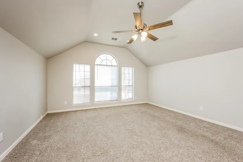 Single Family Residence For Rent in Denton County , 2541 Indian Hills Drive, Little Elm, Texas 75068, 4 Bedroom, 3 Bathroom, 2 Garage spaces, 3,265 Sqft, built in 2003, mls#21384261, Real Estate Agent in Little Elm, Homes For Rent in Denton county, Homes For Rent in Little Elm, Realtor in Little Elm Texas, Real Estate Brokerage Independent Realty Texas, Luminita Cordes Realtor