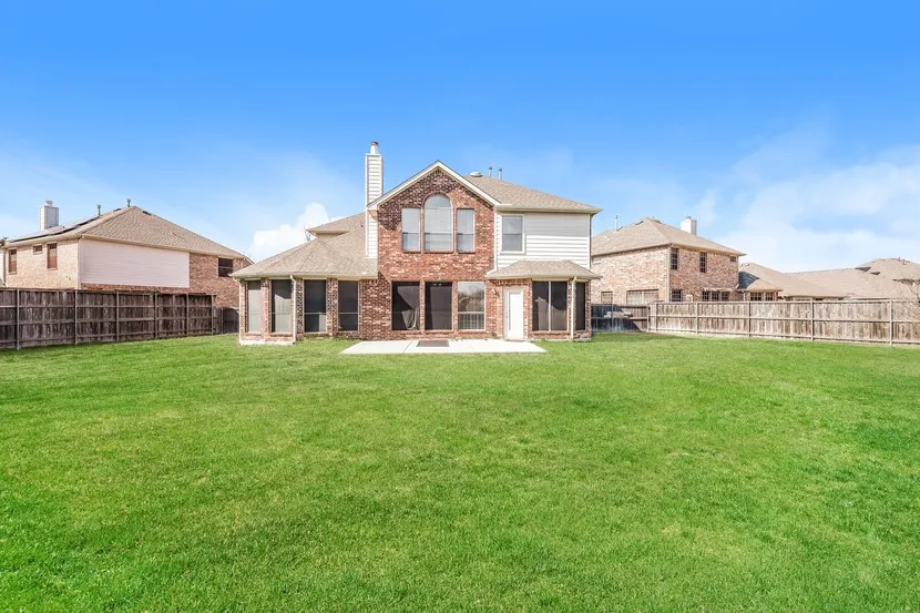 Single Family Residence For Rent in Denton County , 2541 Indian Hills Drive, Little Elm, Texas 75068, 4 Bedroom, 3 Bathroom, 2 Garage spaces, 3,265 Sqft, built in 2003, mls#21384261, Real Estate Agent in Little Elm, Homes For Rent in Denton county, Homes For Rent in Little Elm, Realtor in Little Elm Texas, Real Estate Brokerage Independent Realty Texas, Luminita Cordes Realtor