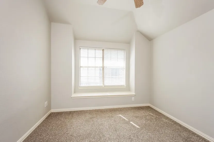 Single Family Residence For Rent in Denton County , 2541 Indian Hills Drive, Little Elm, Texas 75068, 4 Bedroom, 3 Bathroom, 2 Garage spaces, 3,265 Sqft, built in 2003, mls#21384261, Real Estate Agent in Little Elm, Homes For Rent in Denton county, Homes For Rent in Little Elm, Realtor in Little Elm Texas, Real Estate Brokerage Independent Realty Texas, Luminita Cordes Realtor