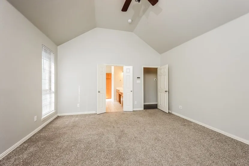 Single Family Residence For Rent in Denton County , 2541 Indian Hills Drive, Little Elm, Texas 75068, 4 Bedroom, 3 Bathroom, 2 Garage spaces, 3,265 Sqft, built in 2003, mls#21384261, Real Estate Agent in Little Elm, Homes For Rent in Denton county, Homes For Rent in Little Elm, Realtor in Little Elm Texas, Real Estate Brokerage Independent Realty Texas, Luminita Cordes Realtor