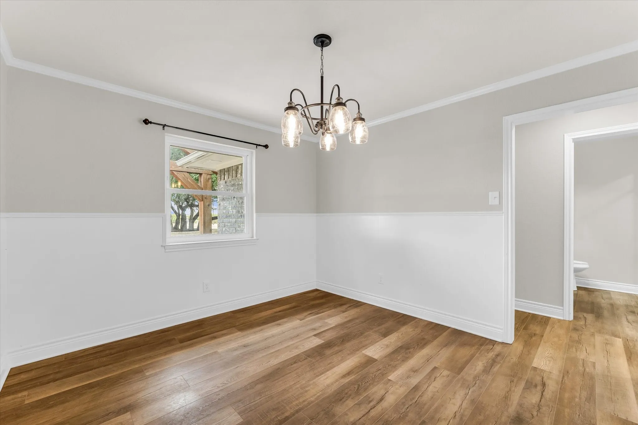 Single Family Residence For Sale in Mc Lennan County , 314 Bend Of The Bosque Road, China Spring, Texas 76633, 4 Bedroom, 4 Bathroom, Garage spaces, 2,817 Sqft, built in 1986, mls#21381149, Real Estate Agent in China Spring, Homes For Sale in Mc Lennan county, Homes For Sale in China Spring, Realtor in China Spring Texas, Real Estate Brokerage Independent Realty Texas, Luminita Cordes Realtor