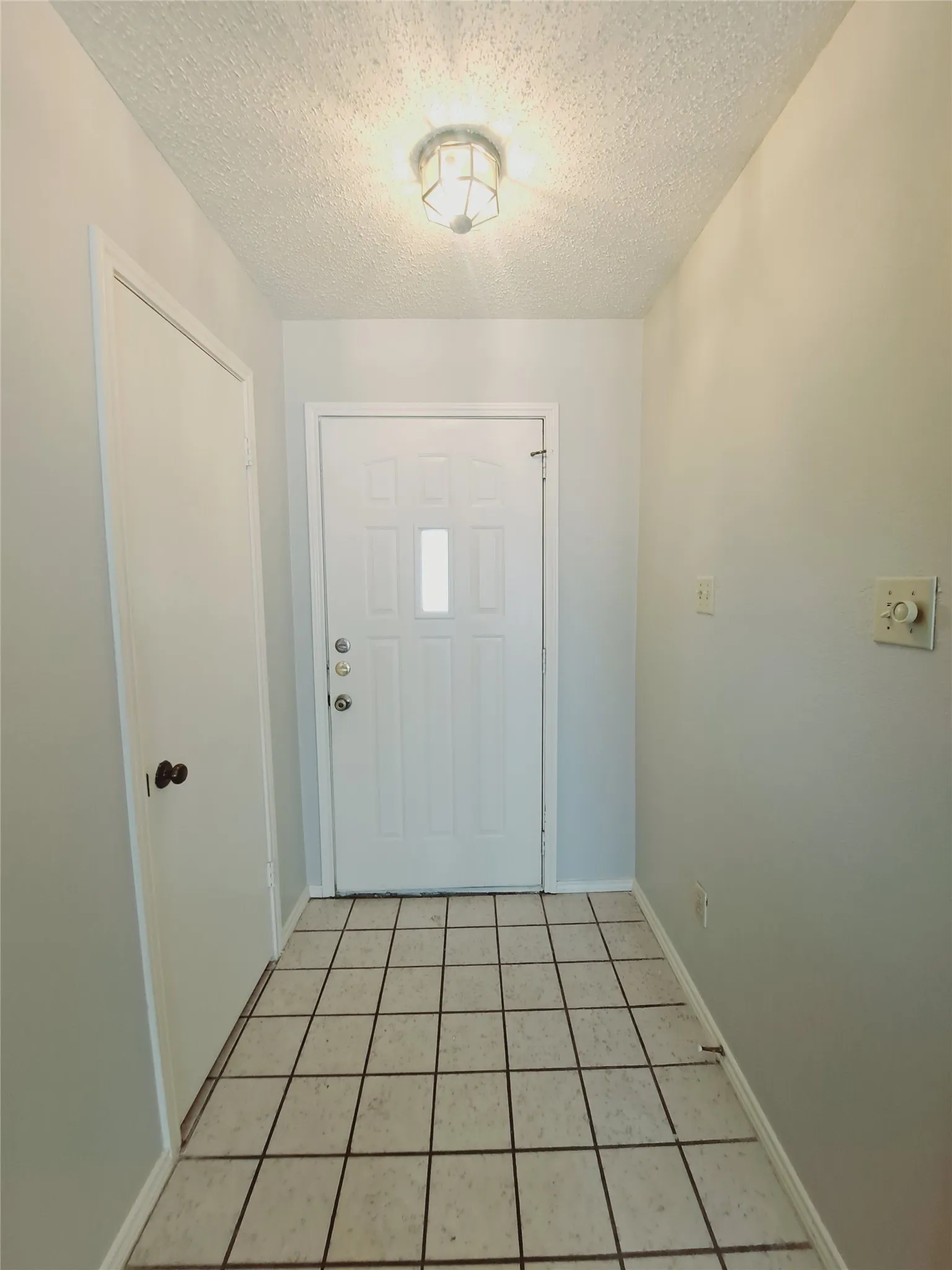 Duplex For Rent in Denton County , 3917 Saint Christopher Lane, Dallas, Texas 75287, 3 Bedroom, 2 Bathroom, 2 Garage spaces, 2,344 Sqft, built in 1984, mls#21384584, Real Estate Agent in Dallas, Homes For Rent in Denton county, Homes For Rent in Dallas, Realtor in Dallas Texas, Real Estate Brokerage Independent Realty Texas, Luminita Cordes Realtor