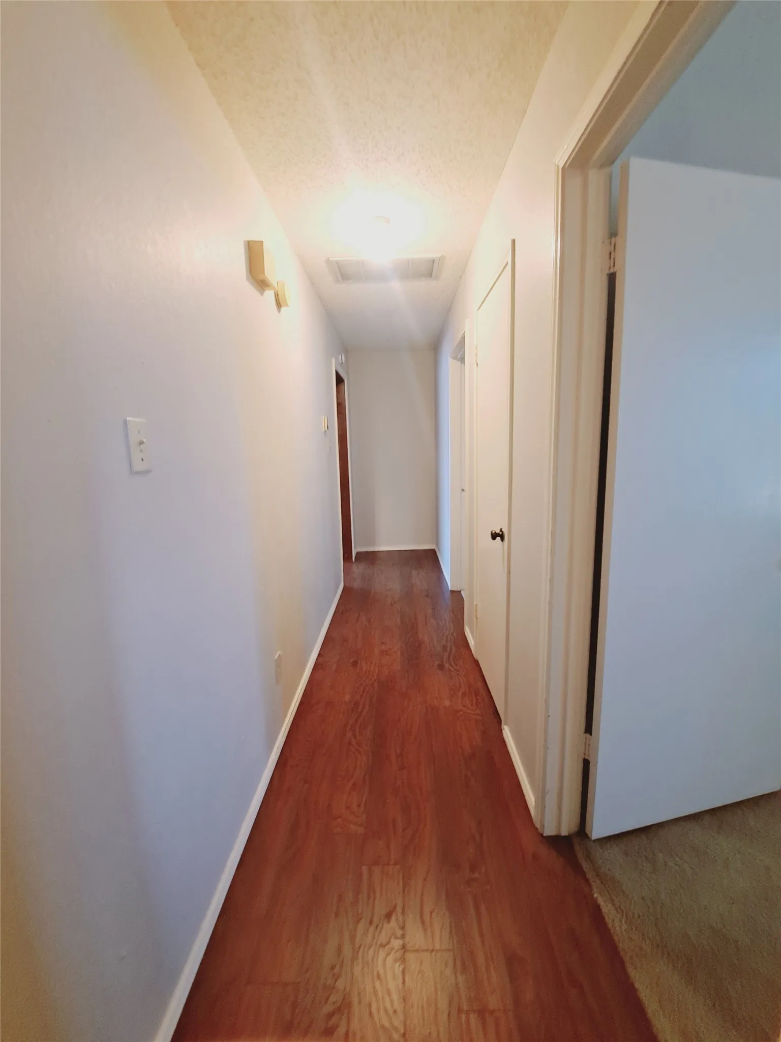 Duplex For Rent in Denton County , 3917 Saint Christopher Lane, Dallas, Texas 75287, 3 Bedroom, 2 Bathroom, 2 Garage spaces, 2,344 Sqft, built in 1984, mls#21384584, Real Estate Agent in Dallas, Homes For Rent in Denton county, Homes For Rent in Dallas, Realtor in Dallas Texas, Real Estate Brokerage Independent Realty Texas, Luminita Cordes Realtor