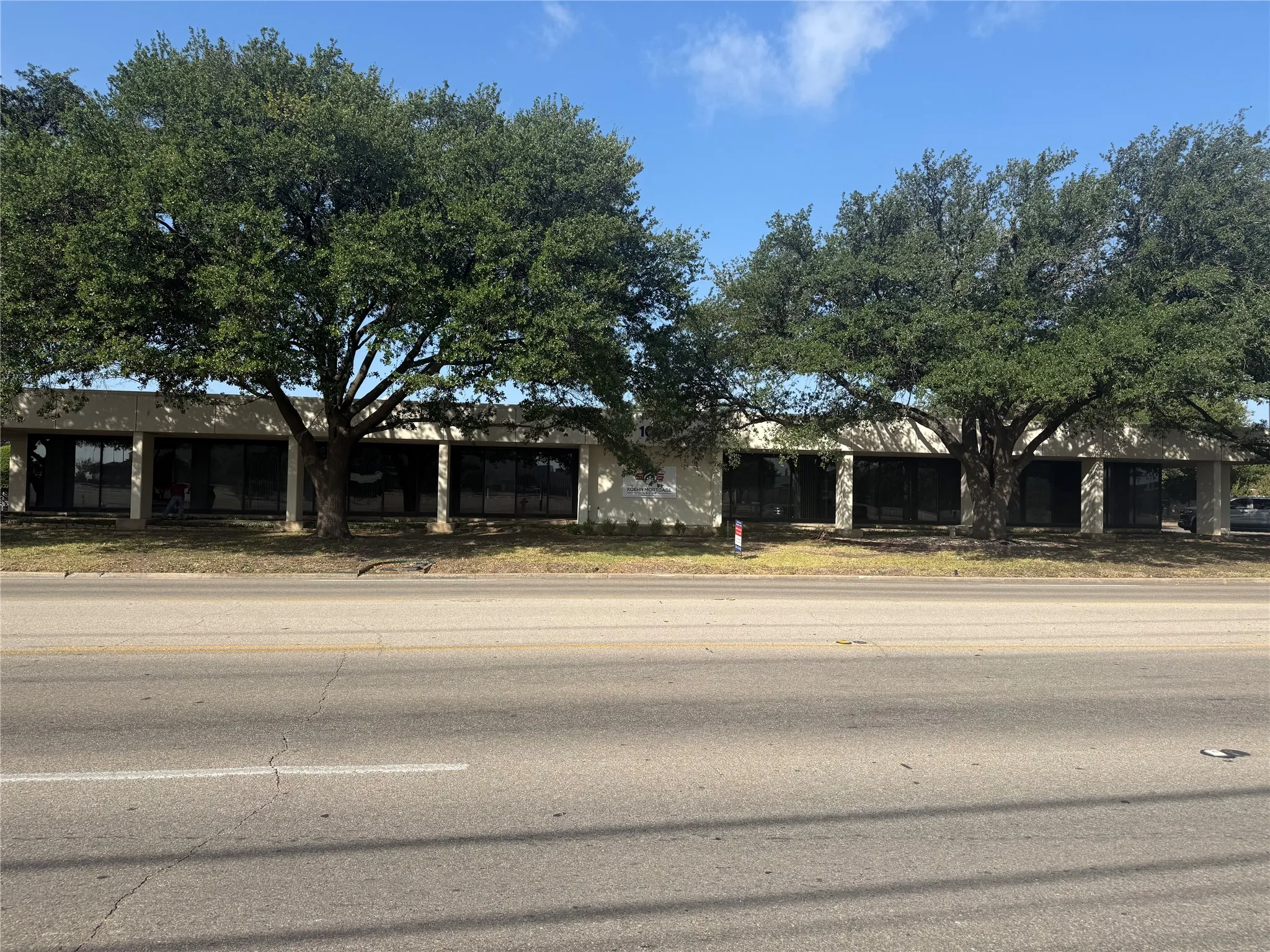 Office For Sale in Mc Lennan County , 1600 Lake Air Drive, Waco, Texas 76710, 0, 0, Garage spaces, 0 Sqft, built in 1976, mls#21384542, Real Estate Agent in Waco, Homes For Sale in Mc Lennan county, Homes For Sale in Waco, Realtor in Waco Texas, Real Estate Brokerage Independent Realty Texas, Luminita Cordes Realtor