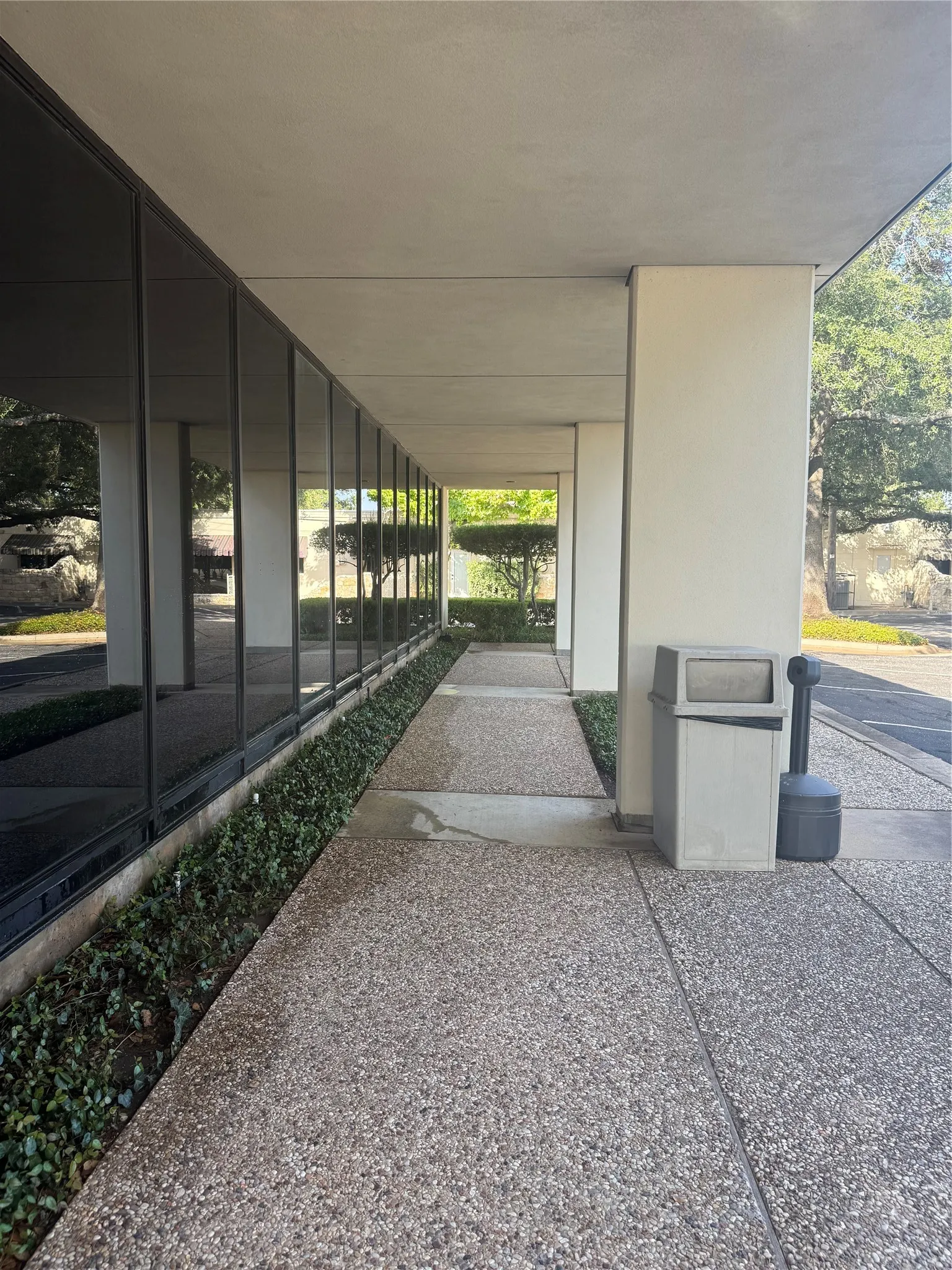 Office For Sale in Mc Lennan County , 1600 Lake Air Drive, Waco, Texas 76710, 0, 0, Garage spaces, 0 Sqft, built in 1976, mls#21384542, Real Estate Agent in Waco, Homes For Sale in Mc Lennan county, Homes For Sale in Waco, Realtor in Waco Texas, Real Estate Brokerage Independent Realty Texas, Luminita Cordes Realtor