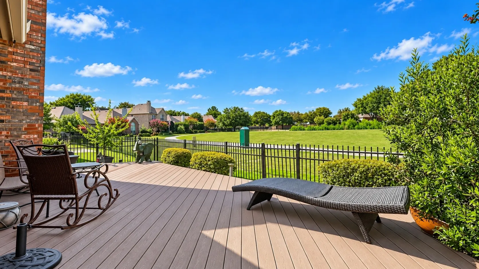 Single Family Residence For Sale in Collin County , 2313 Canyon Creek Drive, Mc Kinney, Texas 75072, 3 Bedroom, 3 Bathroom, 2 Garage spaces, 2,550 Sqft, built in 2002, mls#21381390, Real Estate Agent in Mc Kinney, Homes For Sale in Collin county, Homes For Sale in Mc Kinney, Realtor in Mc Kinney Texas, Real Estate Brokerage Independent Realty Texas, Luminita Cordes Realtor