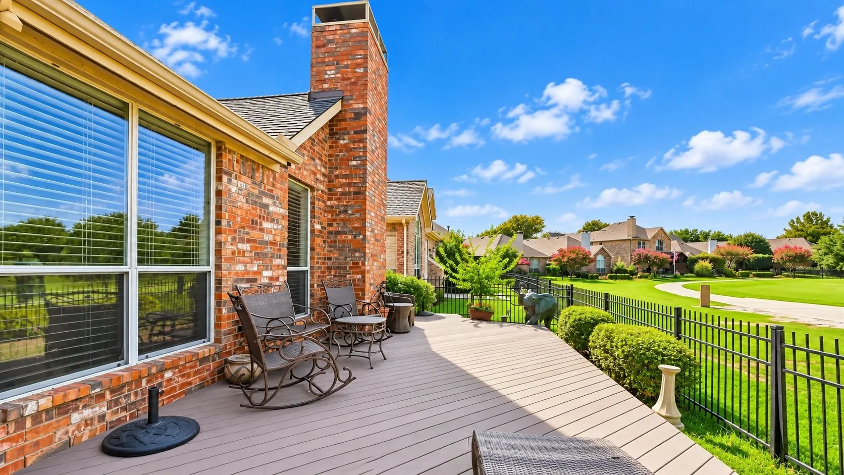 Single Family Residence For Sale in Collin County , 2313 Canyon Creek Drive, Mc Kinney, Texas 75072, 3 Bedroom, 3 Bathroom, 2 Garage spaces, 2,550 Sqft, built in 2002, mls#21381390, Real Estate Agent in Mc Kinney, Homes For Sale in Collin county, Homes For Sale in Mc Kinney, Realtor in Mc Kinney Texas, Real Estate Brokerage Independent Realty Texas, Luminita Cordes Realtor