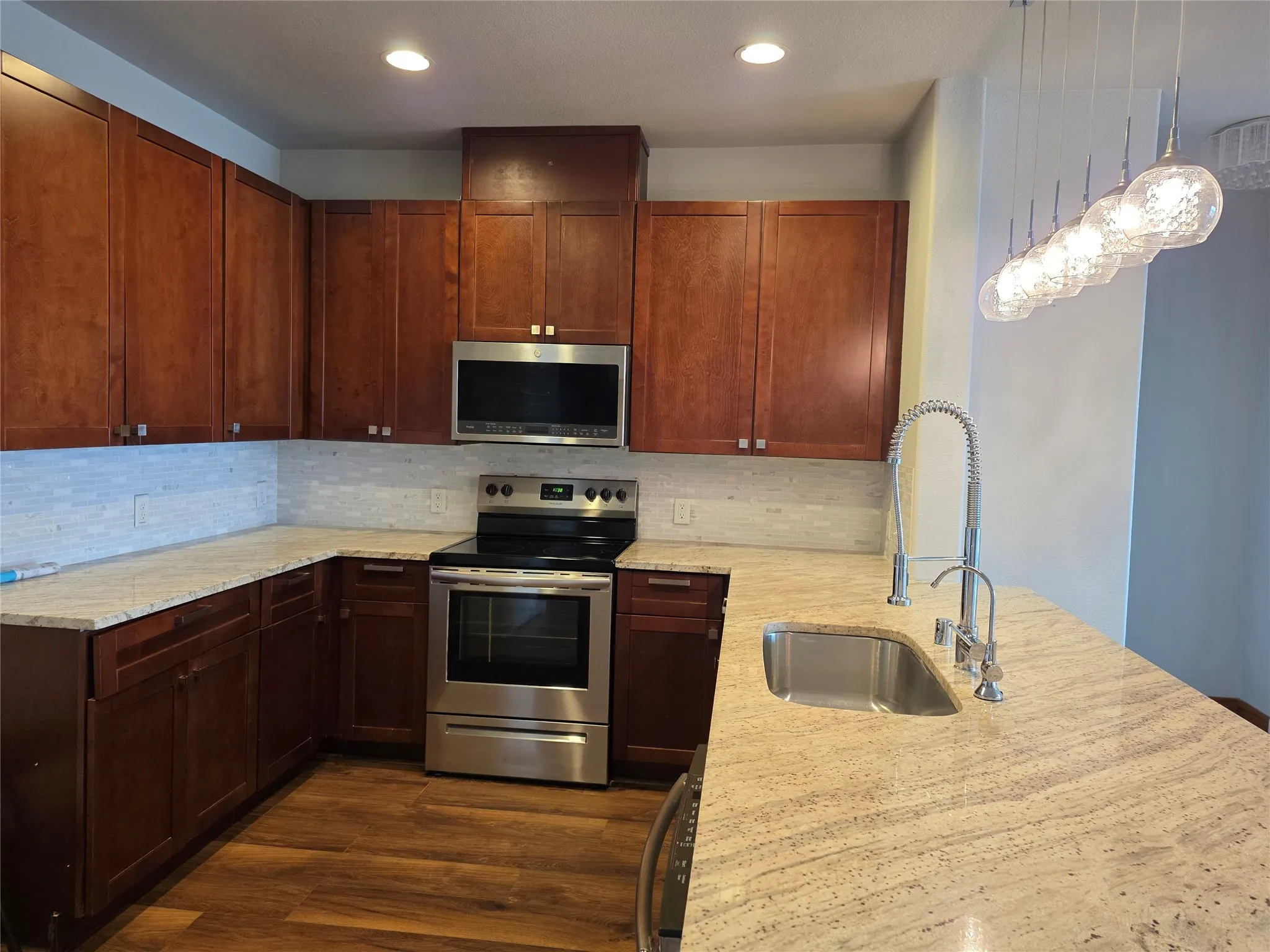 Condominium For Rent in Dallas County , 1220 W Trinity Mills Road 4002, Carrollton, Texas 75006, 2 Bedroom, 2 Bathroom, 1 Garage spaces, 1,201 Sqft, built in 2016, mls#21384597, Real Estate Agent in Carrollton, Homes For Rent in Dallas county, Homes For Rent in Carrollton, Realtor in Carrollton Texas, Real Estate Brokerage Independent Realty Texas, Luminita Cordes Realtor
