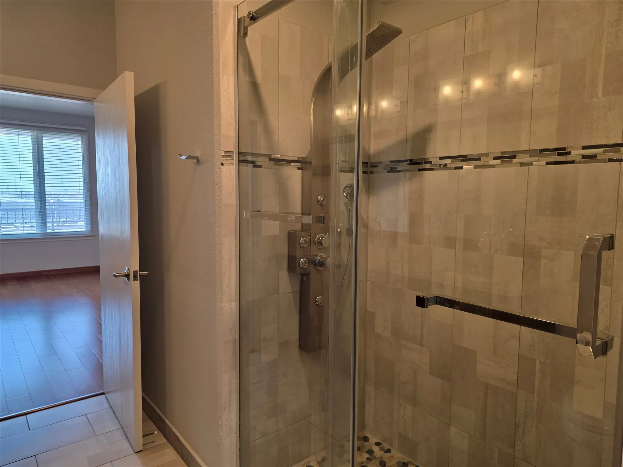 Condominium For Rent in Dallas County , 1220 W Trinity Mills Road 4002, Carrollton, Texas 75006, 2 Bedroom, 2 Bathroom, 1 Garage spaces, 1,201 Sqft, built in 2016, mls#21384597, Real Estate Agent in Carrollton, Homes For Rent in Dallas county, Homes For Rent in Carrollton, Realtor in Carrollton Texas, Real Estate Brokerage Independent Realty Texas, Luminita Cordes Realtor