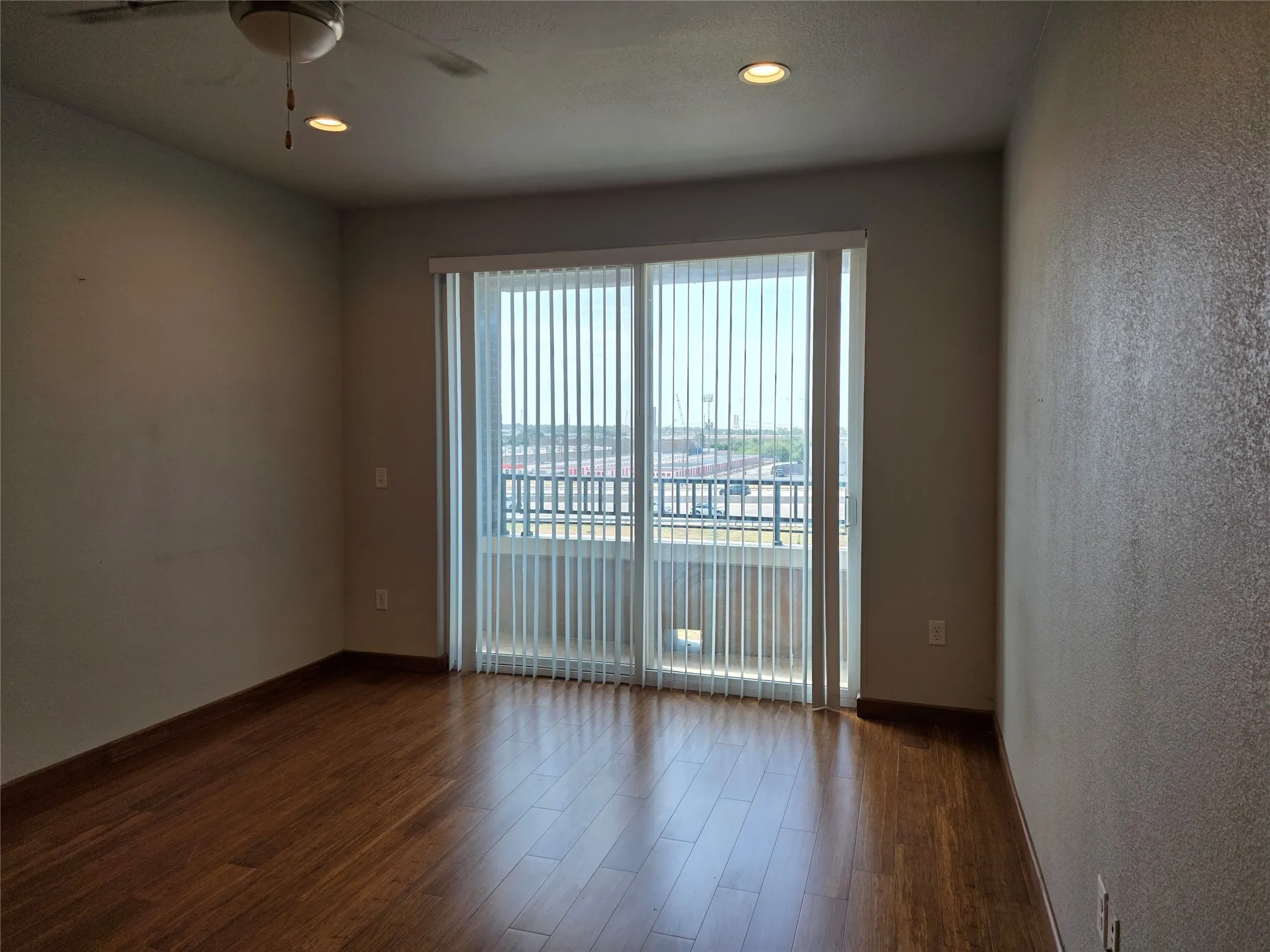 Condominium For Rent in Dallas County , 1220 W Trinity Mills Road 4002, Carrollton, Texas 75006, 2 Bedroom, 2 Bathroom, 1 Garage spaces, 1,201 Sqft, built in 2016, mls#21384597, Real Estate Agent in Carrollton, Homes For Rent in Dallas county, Homes For Rent in Carrollton, Realtor in Carrollton Texas, Real Estate Brokerage Independent Realty Texas, Luminita Cordes Realtor