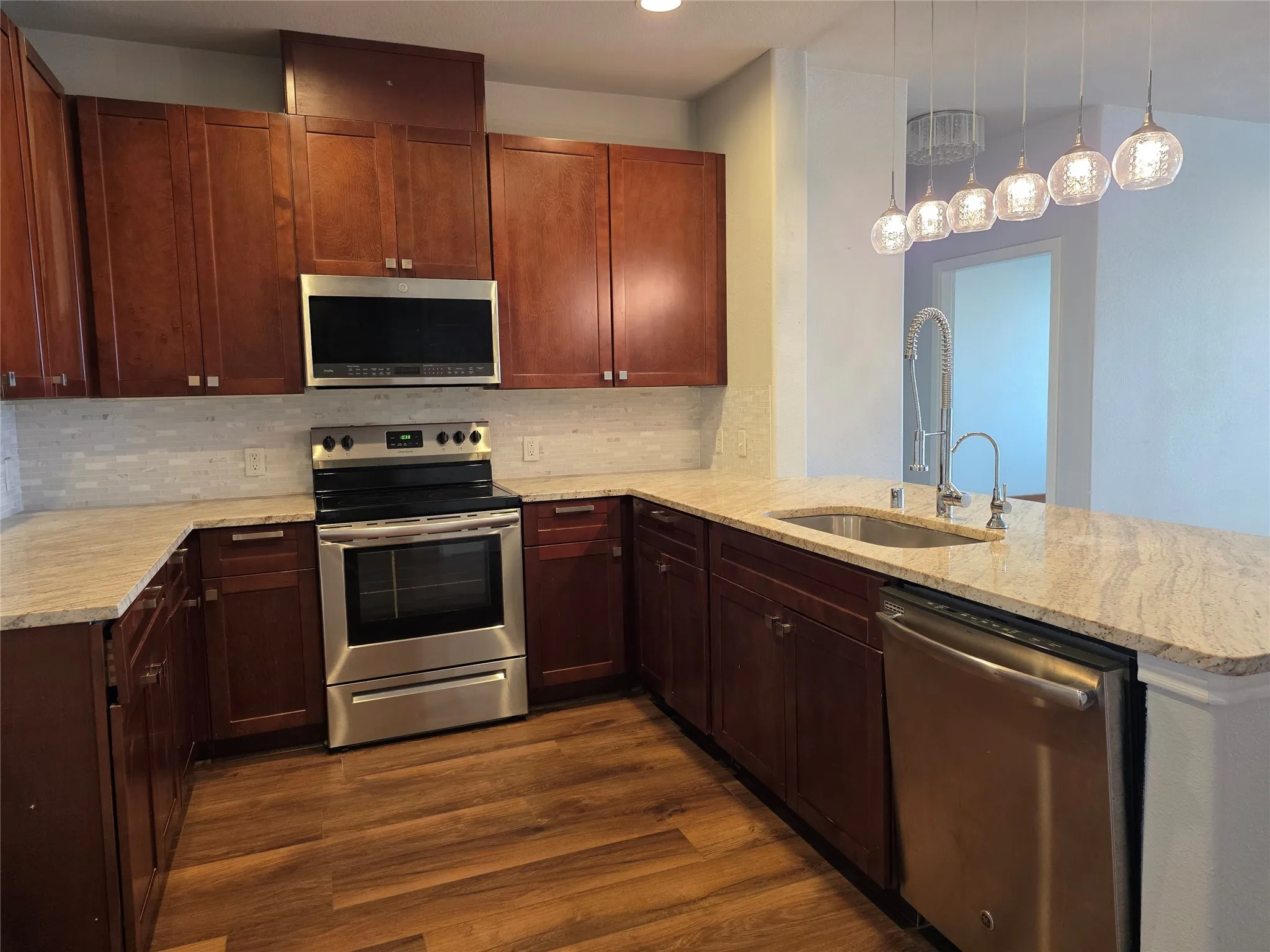 Condominium For Rent in Dallas County , 1220 W Trinity Mills Road 4002, Carrollton, Texas 75006, 2 Bedroom, 2 Bathroom, 1 Garage spaces, 1,201 Sqft, built in 2016, mls#21384597, Real Estate Agent in Carrollton, Homes For Rent in Dallas county, Homes For Rent in Carrollton, Realtor in Carrollton Texas, Real Estate Brokerage Independent Realty Texas, Luminita Cordes Realtor