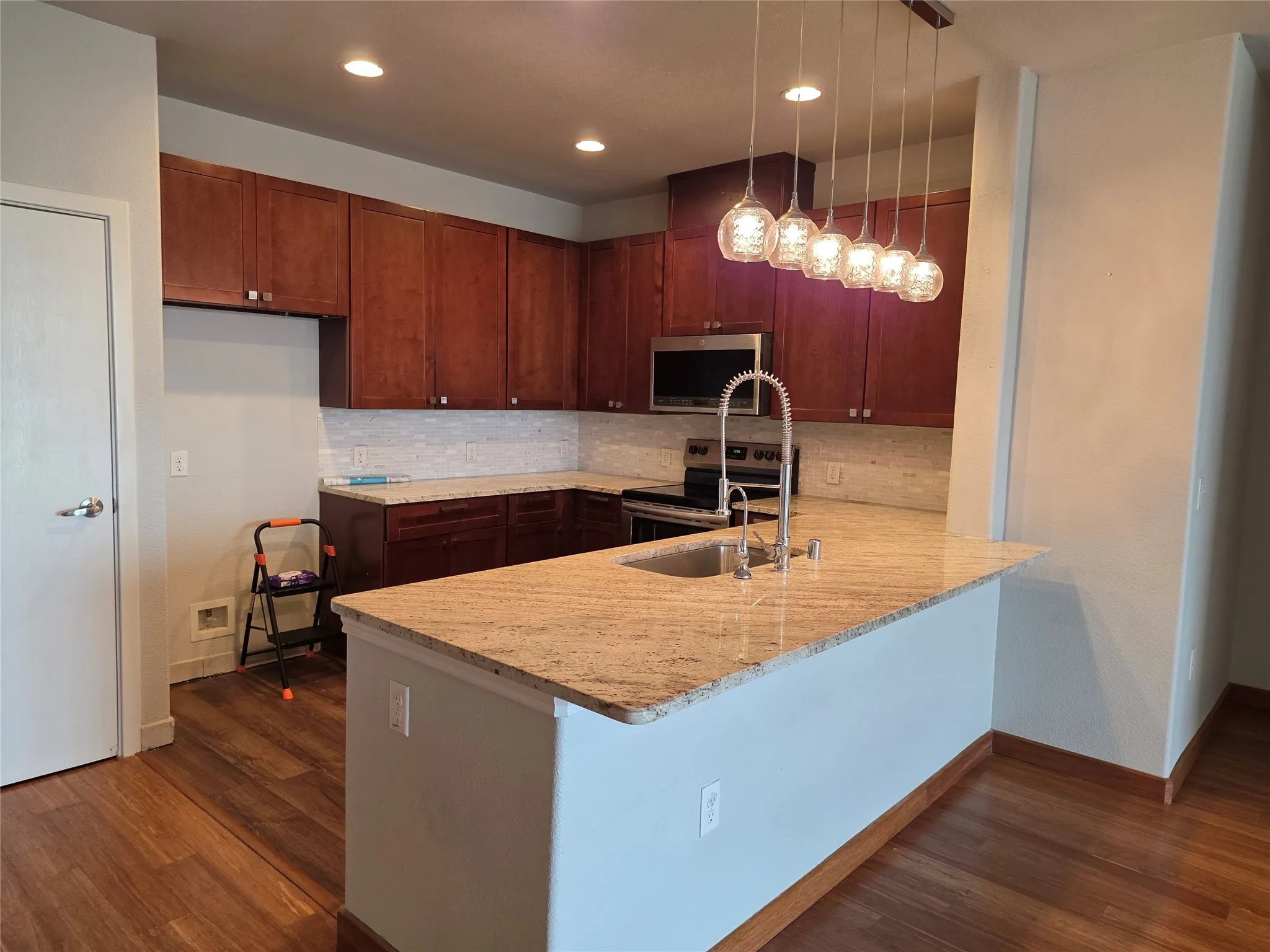 Condominium For Rent in Dallas County , 1220 W Trinity Mills Road 4002, Carrollton, Texas 75006, 2 Bedroom, 2 Bathroom, 1 Garage spaces, 1,201 Sqft, built in 2016, mls#21384597, Real Estate Agent in Carrollton, Homes For Rent in Dallas county, Homes For Rent in Carrollton, Realtor in Carrollton Texas, Real Estate Brokerage Independent Realty Texas, Luminita Cordes Realtor