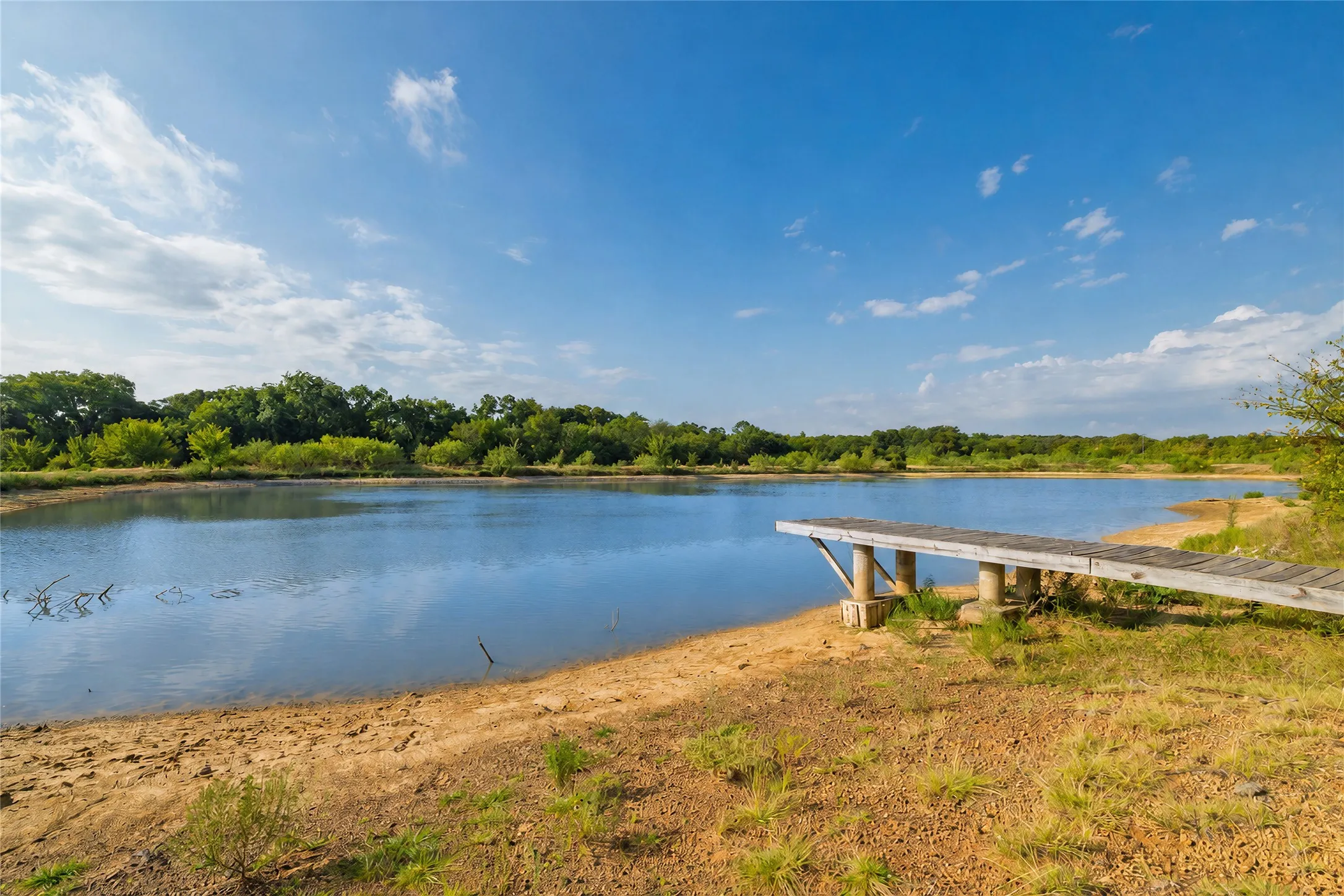 Single Family Residence For Sale in Denton County , 500 Kay Street, Argyle, Texas 76226, 3 Bedroom, 2 Bathroom, Garage spaces, 2,500 Sqft, built in 1917, mls#21379792, Real Estate Agent in Argyle, Homes For Sale in Denton county, Homes For Sale in Argyle, Realtor in Argyle Texas, Real Estate Brokerage Independent Realty Texas, Luminita Cordes Realtor