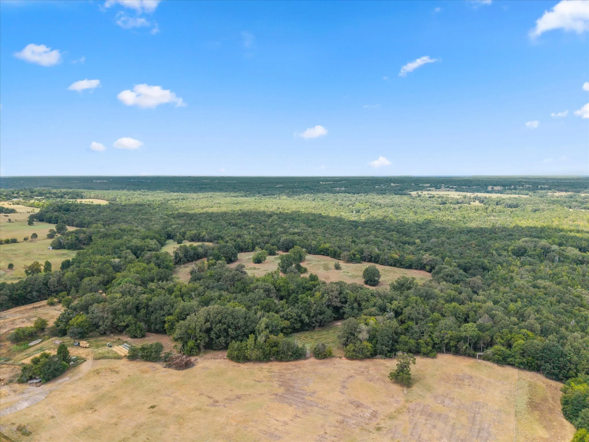 Farm For Sale in Morris County , 355 CR 3301, Omaha, Texas 75571, 3 Bedroom, 2 Bathroom, 3 Garage spaces, 2,400 Sqft, built in 2021, mls#21384507, Real Estate Agent in Omaha, Homes For Sale in Morris county, Homes For Sale in Omaha, Realtor in Omaha Texas, Real Estate Brokerage Independent Realty Texas, Luminita Cordes Realtor