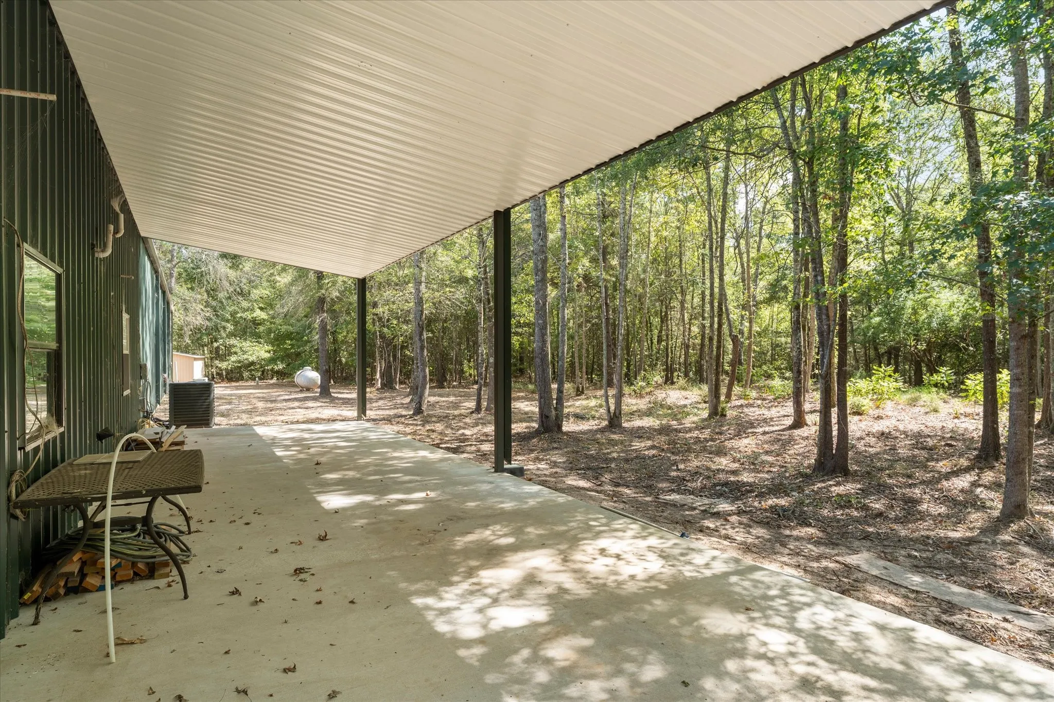 Farm For Sale in Morris County , 355 CR 3301, Omaha, Texas 75571, 3 Bedroom, 2 Bathroom, 3 Garage spaces, 2,400 Sqft, built in 2021, mls#21384507, Real Estate Agent in Omaha, Homes For Sale in Morris county, Homes For Sale in Omaha, Realtor in Omaha Texas, Real Estate Brokerage Independent Realty Texas, Luminita Cordes Realtor