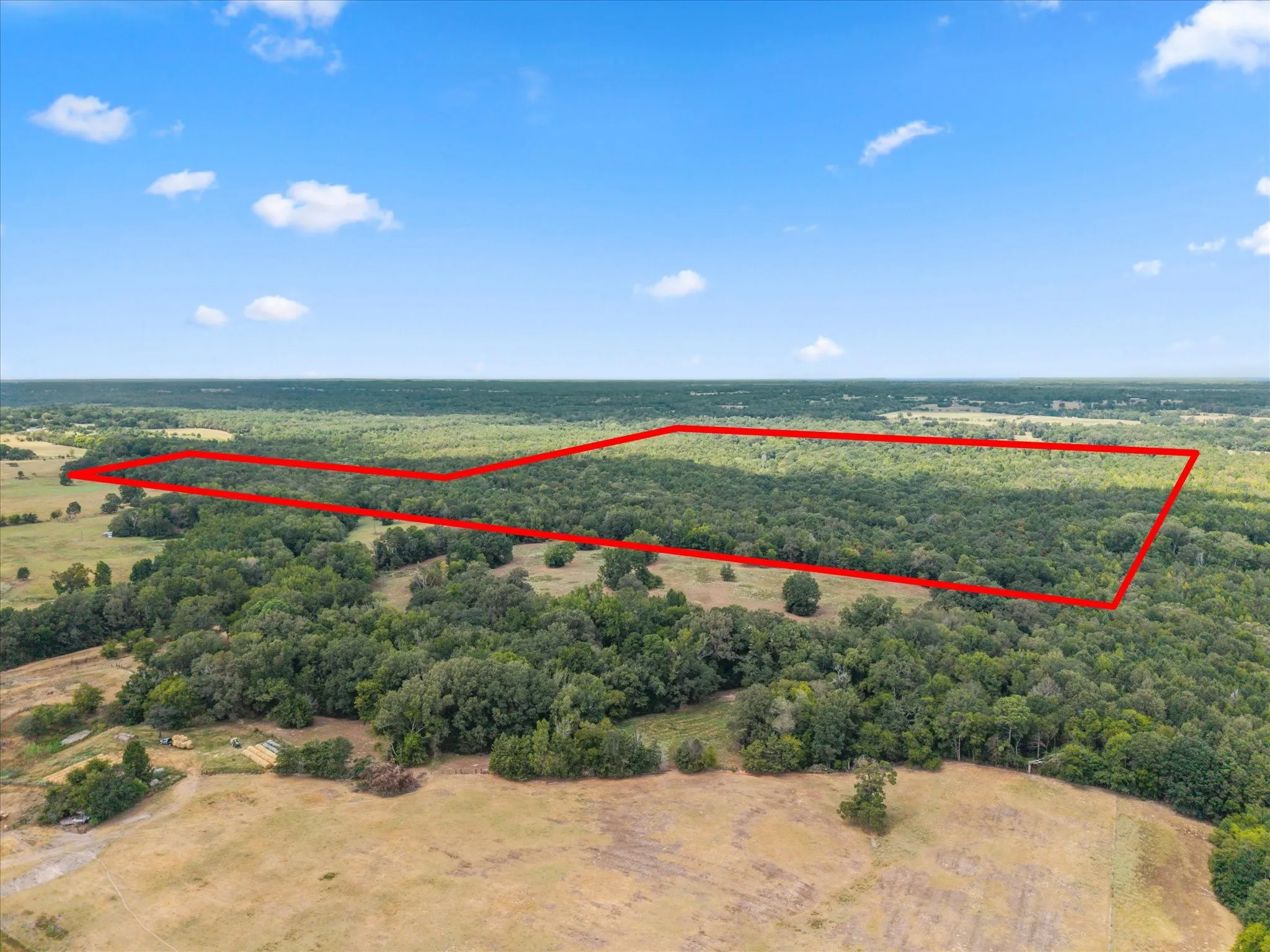 Farm For Sale in Morris County , 355 CR 3301, Omaha, Texas 75571, 3 Bedroom, 2 Bathroom, 3 Garage spaces, 2,400 Sqft, built in 2021, mls#21384507, Real Estate Agent in Omaha, Homes For Sale in Morris county, Homes For Sale in Omaha, Realtor in Omaha Texas, Real Estate Brokerage Independent Realty Texas, Luminita Cordes Realtor