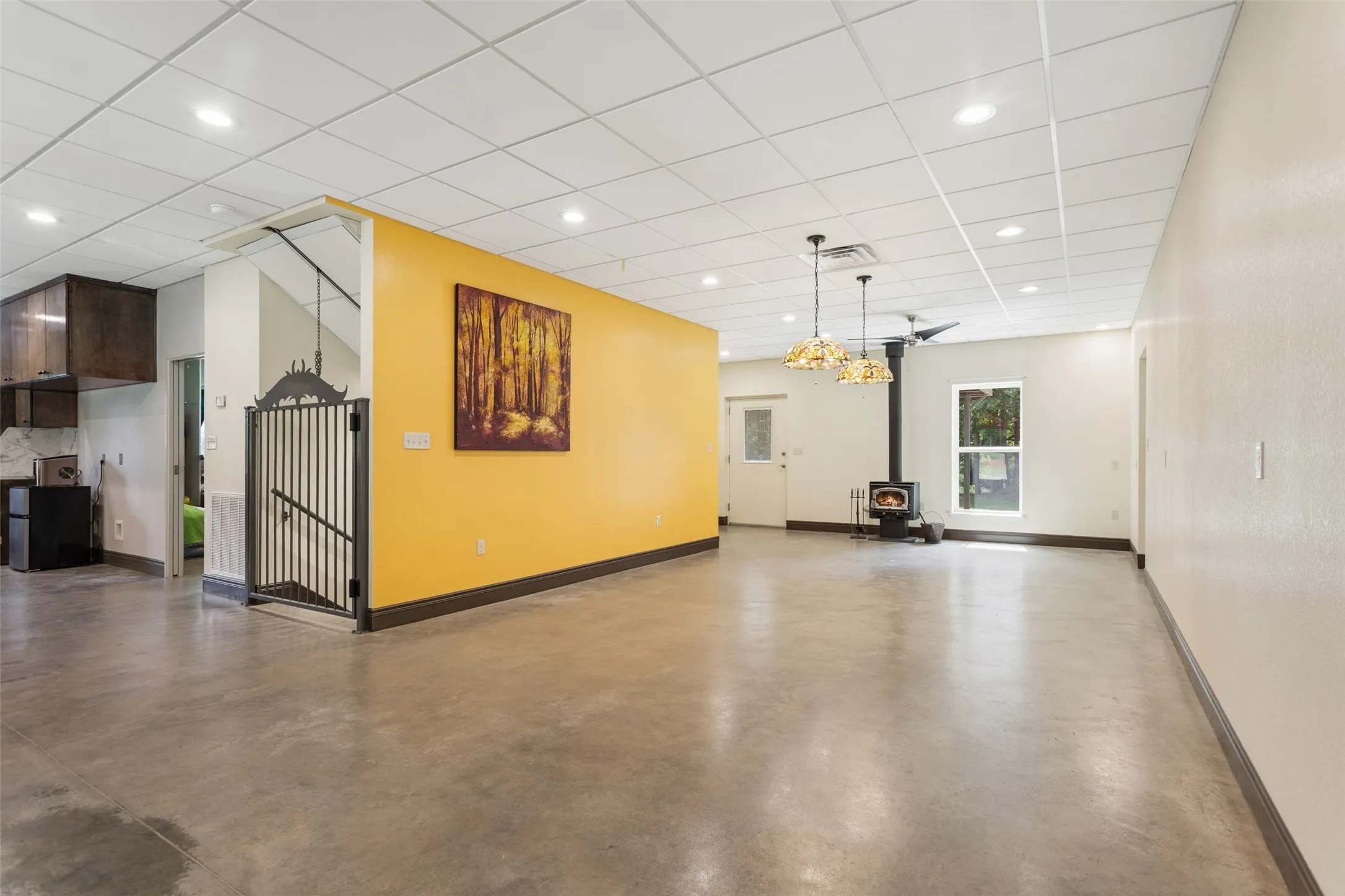Farm For Sale in Smith County , 17379 County Road 318, Tyler, Texas 75706, 3 Bedroom, 2 Bathroom, 4 Garage spaces, 3,690 Sqft, built in 2016, mls#21384611, Real Estate Agent in Tyler, Homes For Sale in Smith county, Homes For Sale in Tyler, Realtor in Tyler Texas, Real Estate Brokerage Independent Realty Texas, Luminita Cordes Realtor