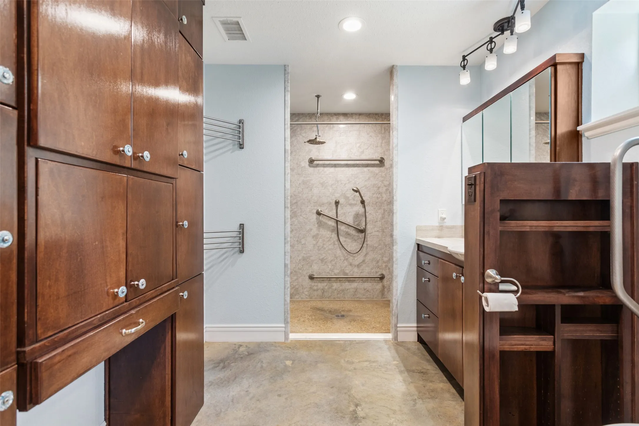 Upstairs Bathroom