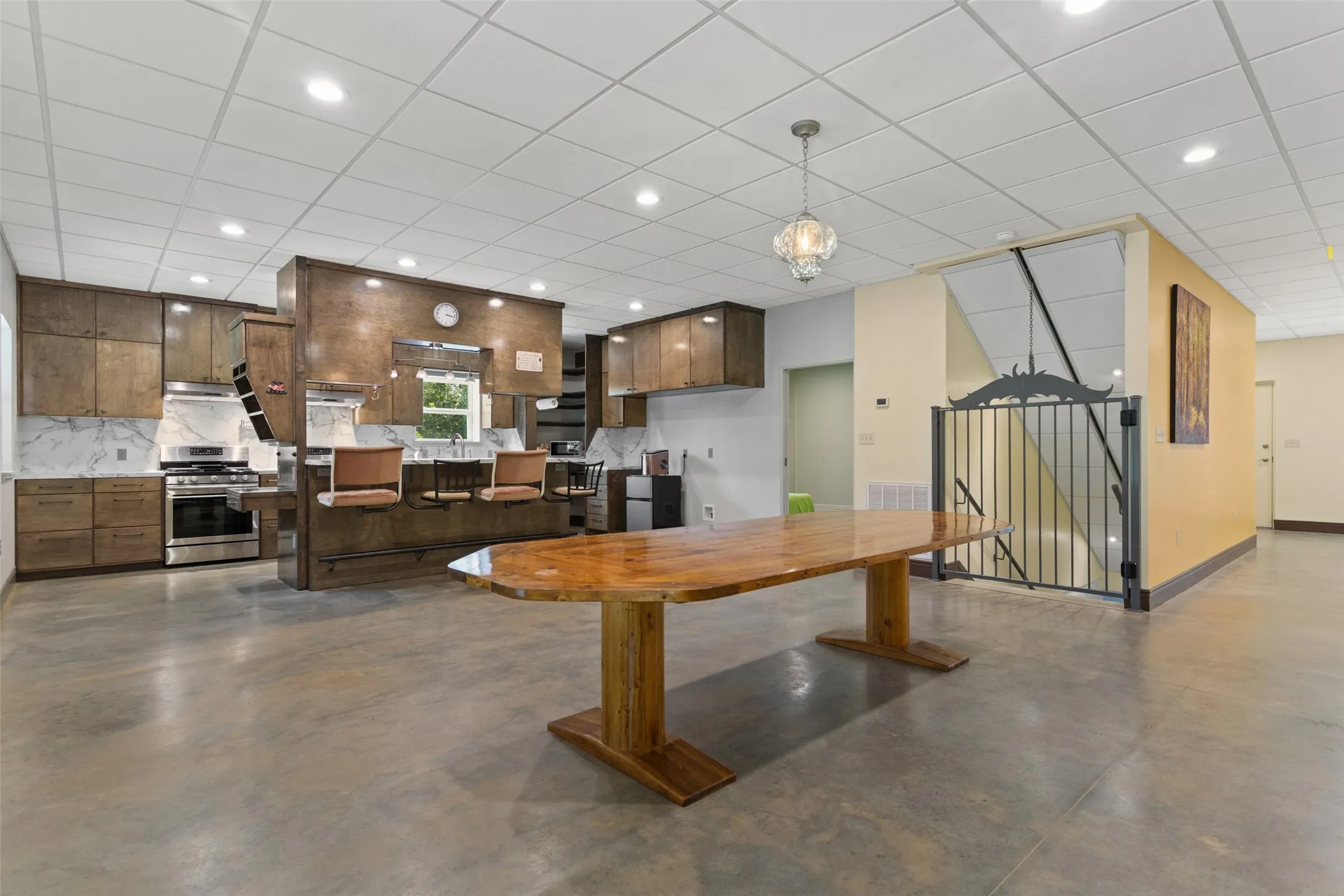 Farm For Sale in Smith County , 17379 County Road 318, Tyler, Texas 75706, 3 Bedroom, 2 Bathroom, 4 Garage spaces, 3,690 Sqft, built in 2016, mls#21384611, Real Estate Agent in Tyler, Homes For Sale in Smith county, Homes For Sale in Tyler, Realtor in Tyler Texas, Real Estate Brokerage Independent Realty Texas, Luminita Cordes Realtor