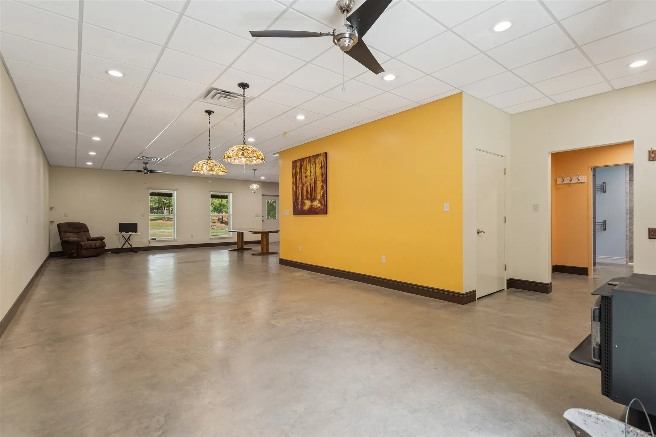 Farm For Sale in Smith County , 17379 County Road 318, Tyler, Texas 75706, 3 Bedroom, 2 Bathroom, 4 Garage spaces, 3,690 Sqft, built in 2016, mls#21384611, Real Estate Agent in Tyler, Homes For Sale in Smith county, Homes For Sale in Tyler, Realtor in Tyler Texas, Real Estate Brokerage Independent Realty Texas, Luminita Cordes Realtor