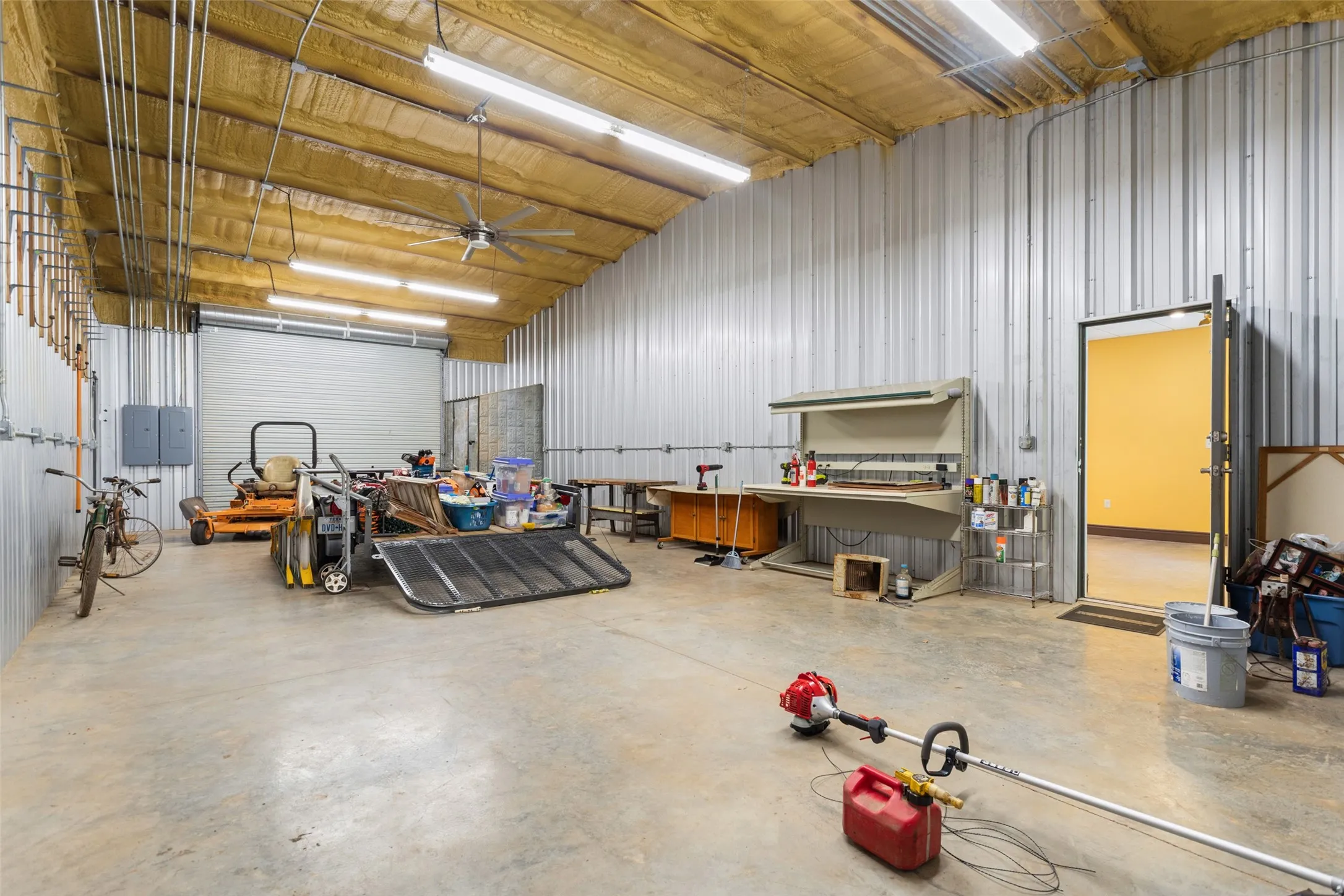 20x40 attached shop/garage